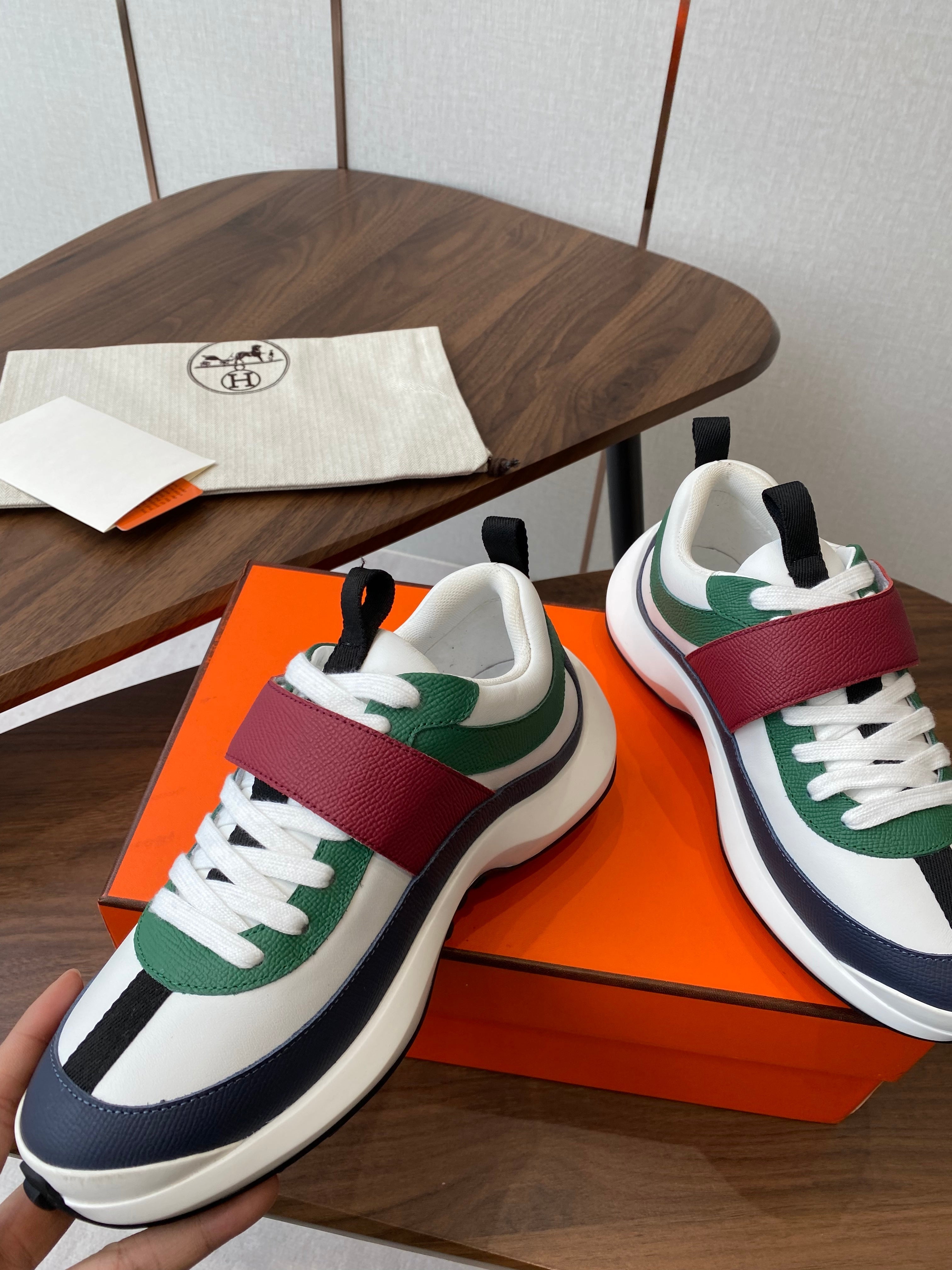 HM couple's sneakers white blue rubber material 477360