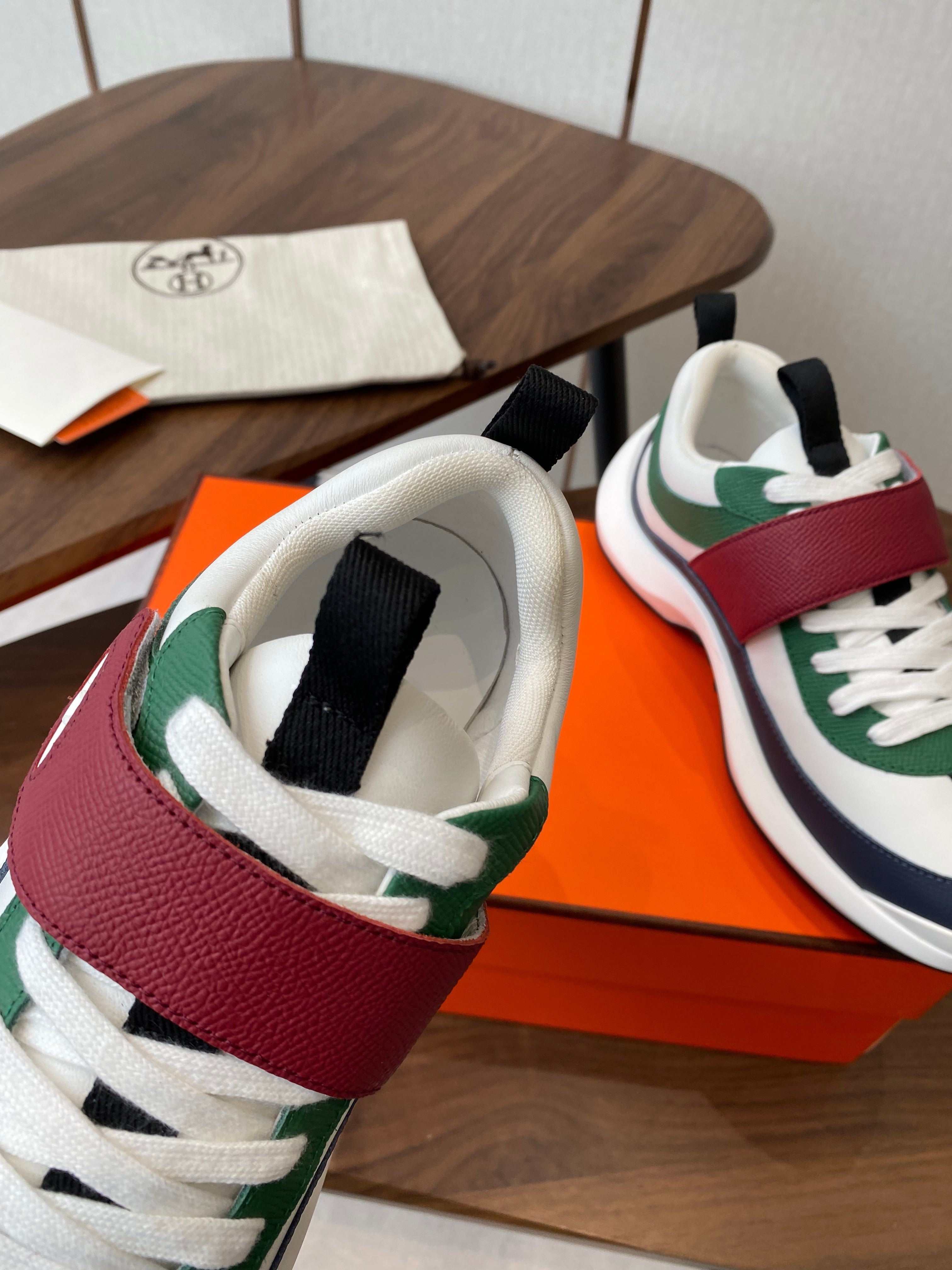 HM couple's sneakers white blue rubber material 477360