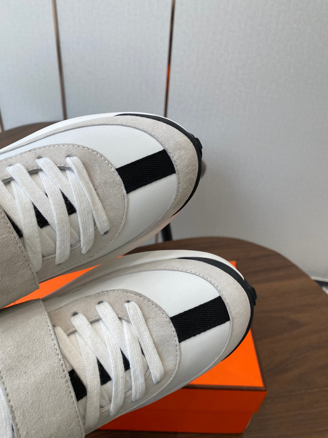 HM couple's sneakers white light beige suede