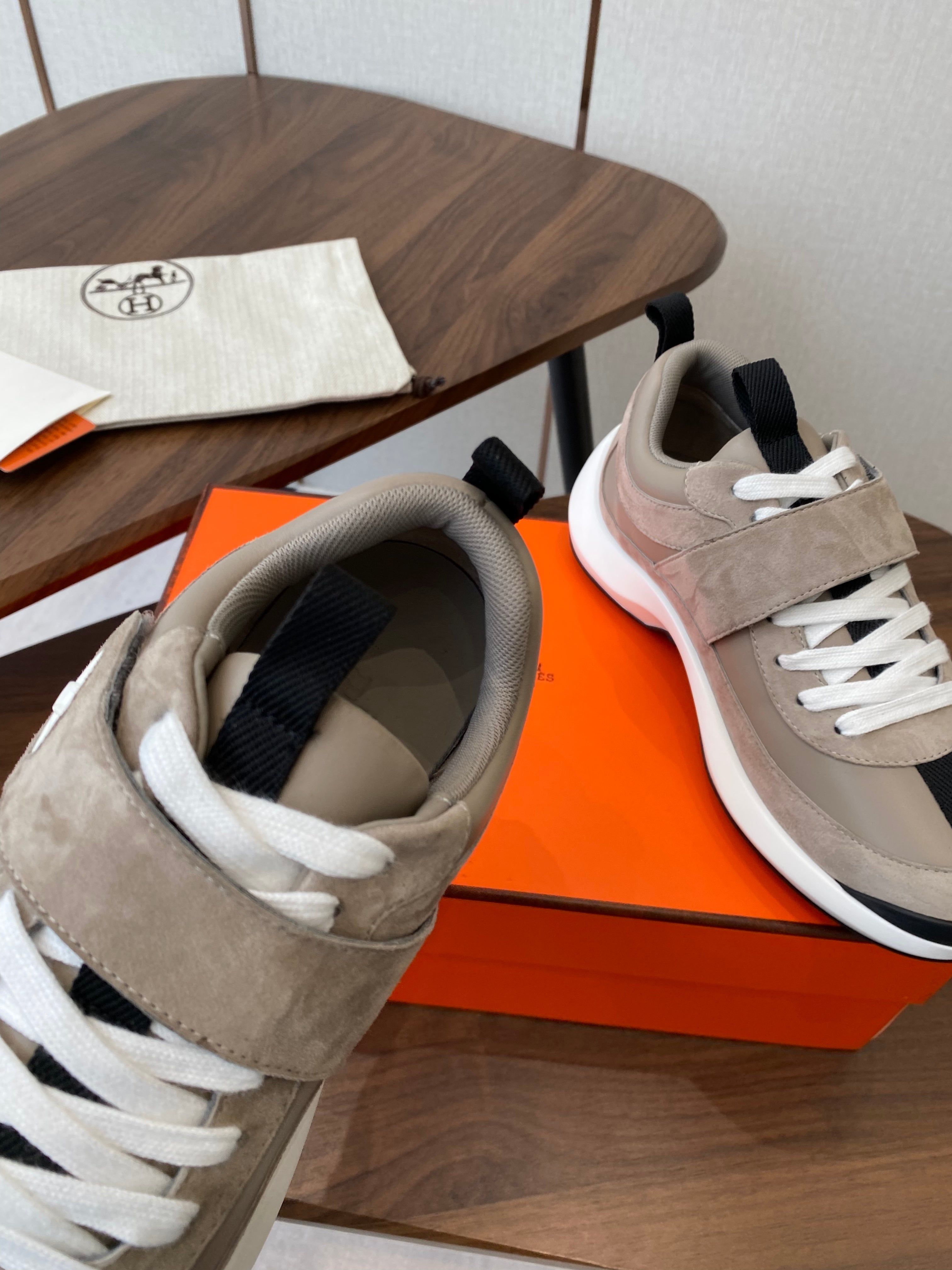 HM couple's sneakers taupe suede 477365