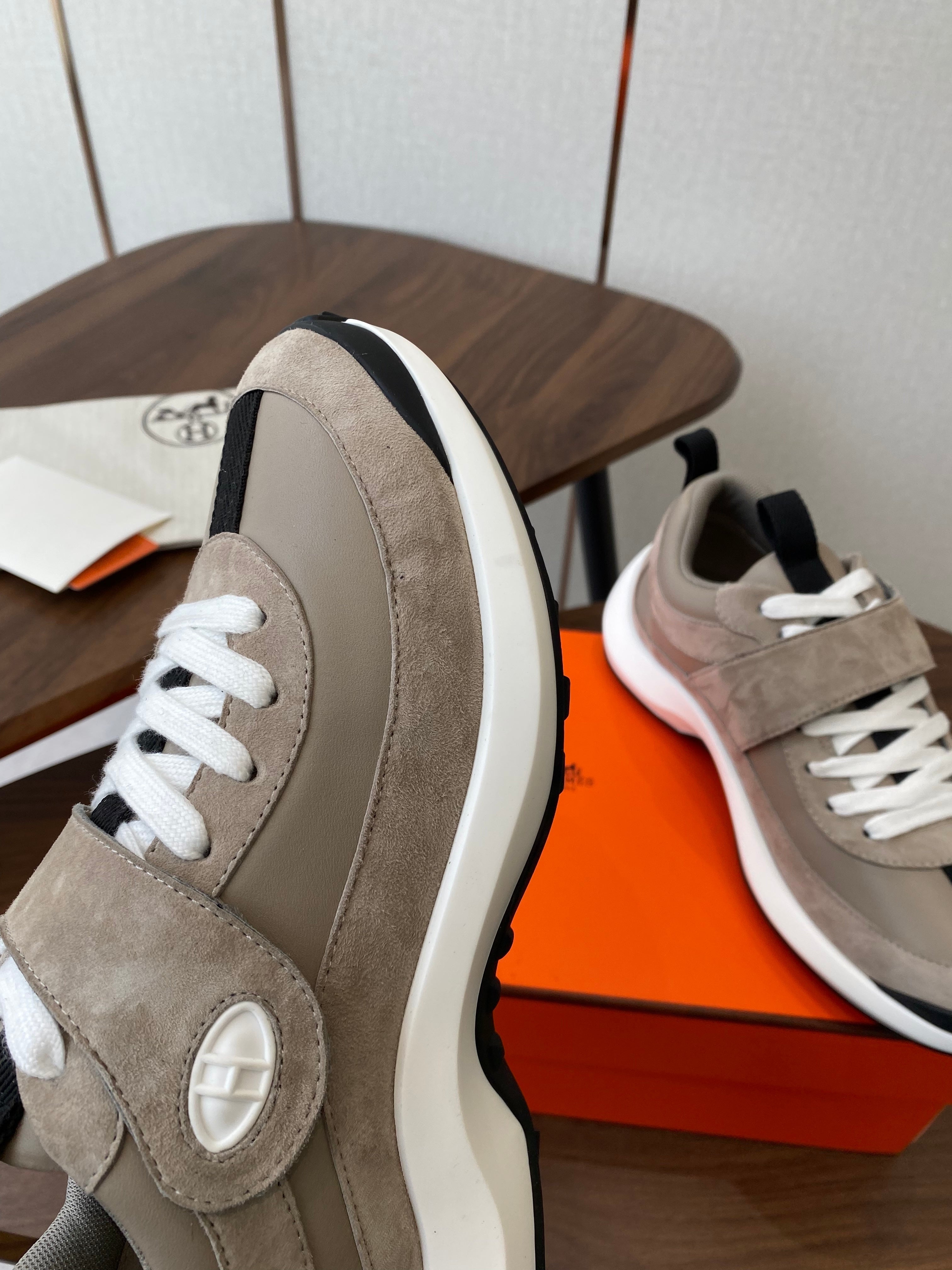 HM couple's sneakers taupe suede 477365