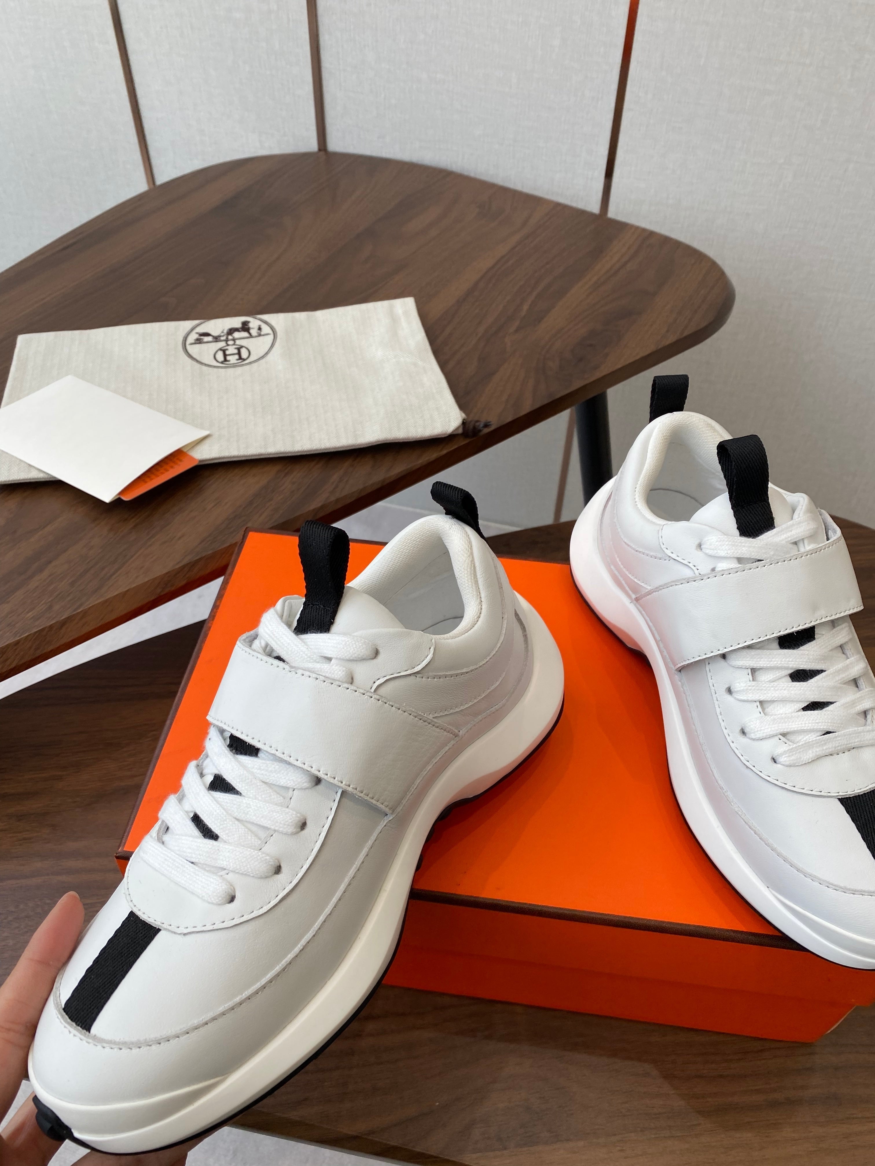 HM couple's sneakers white black suede 477366