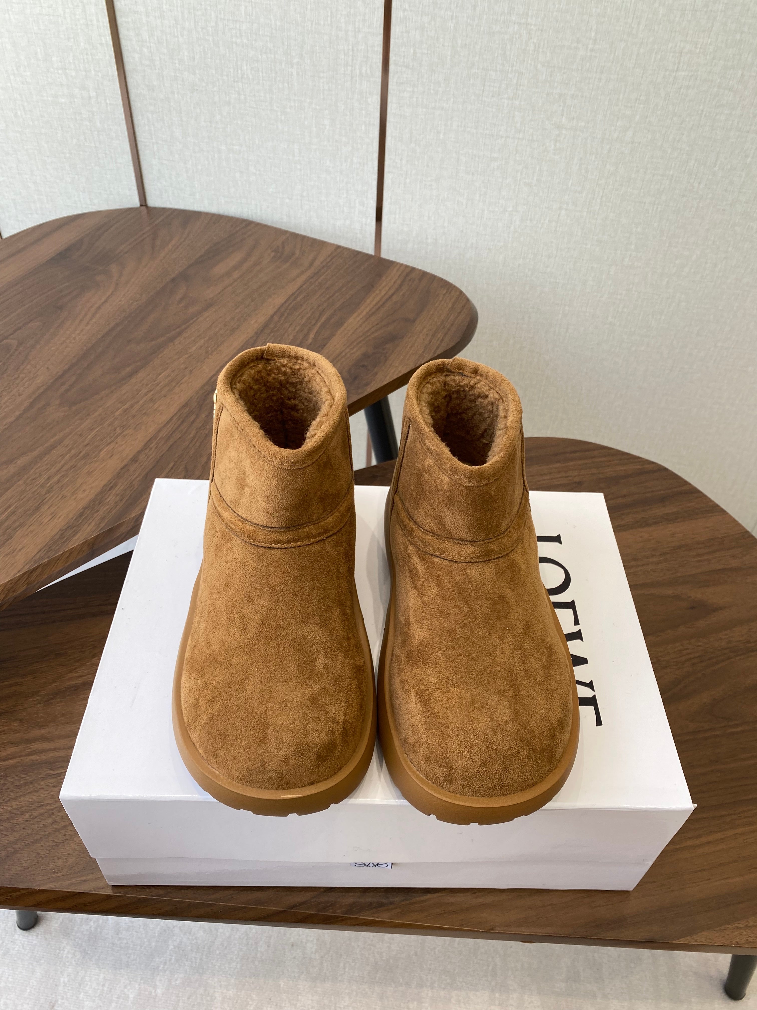 Loewe snow boots brown suede wool 477796