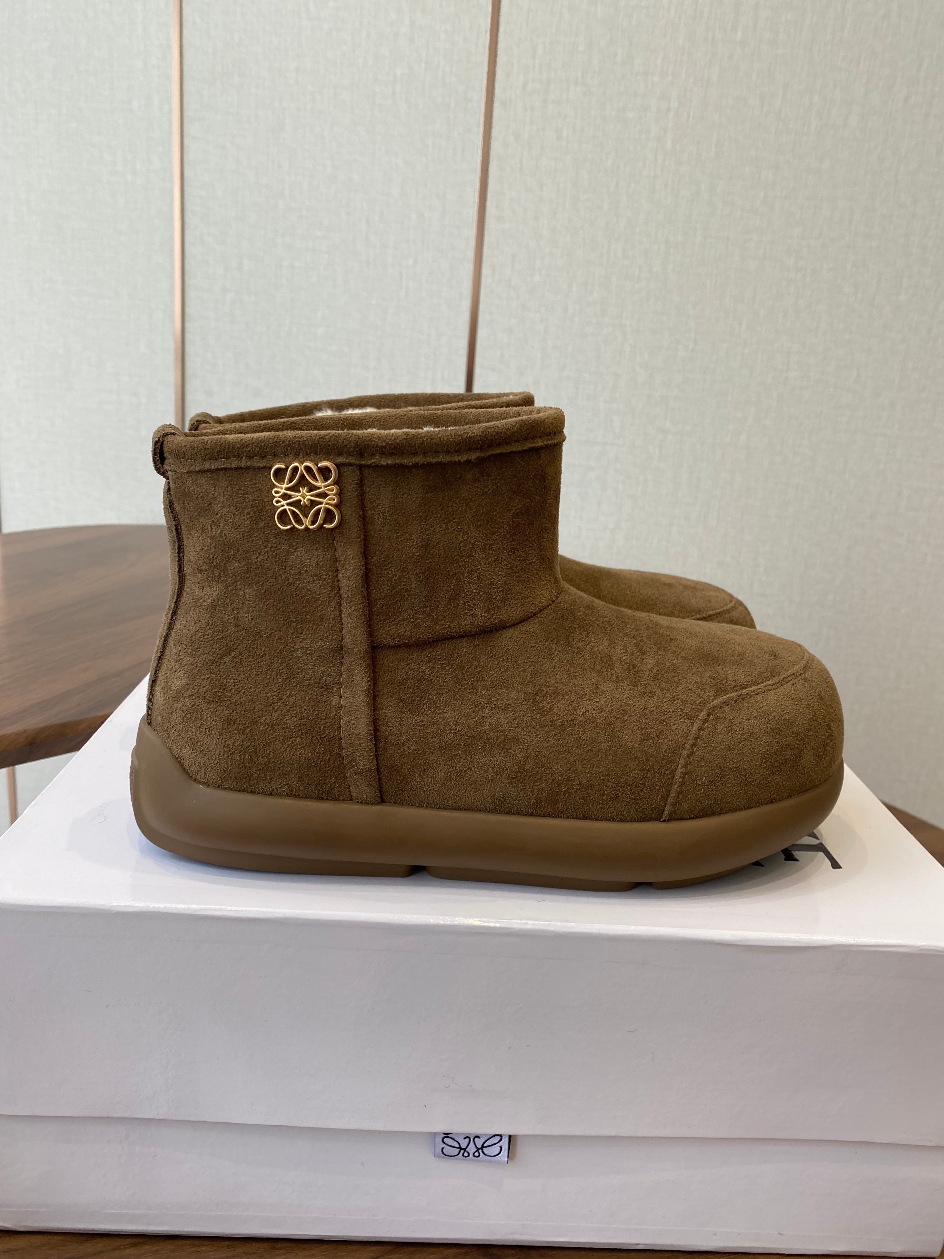 Loewe snow boots brown white suede wool 477798