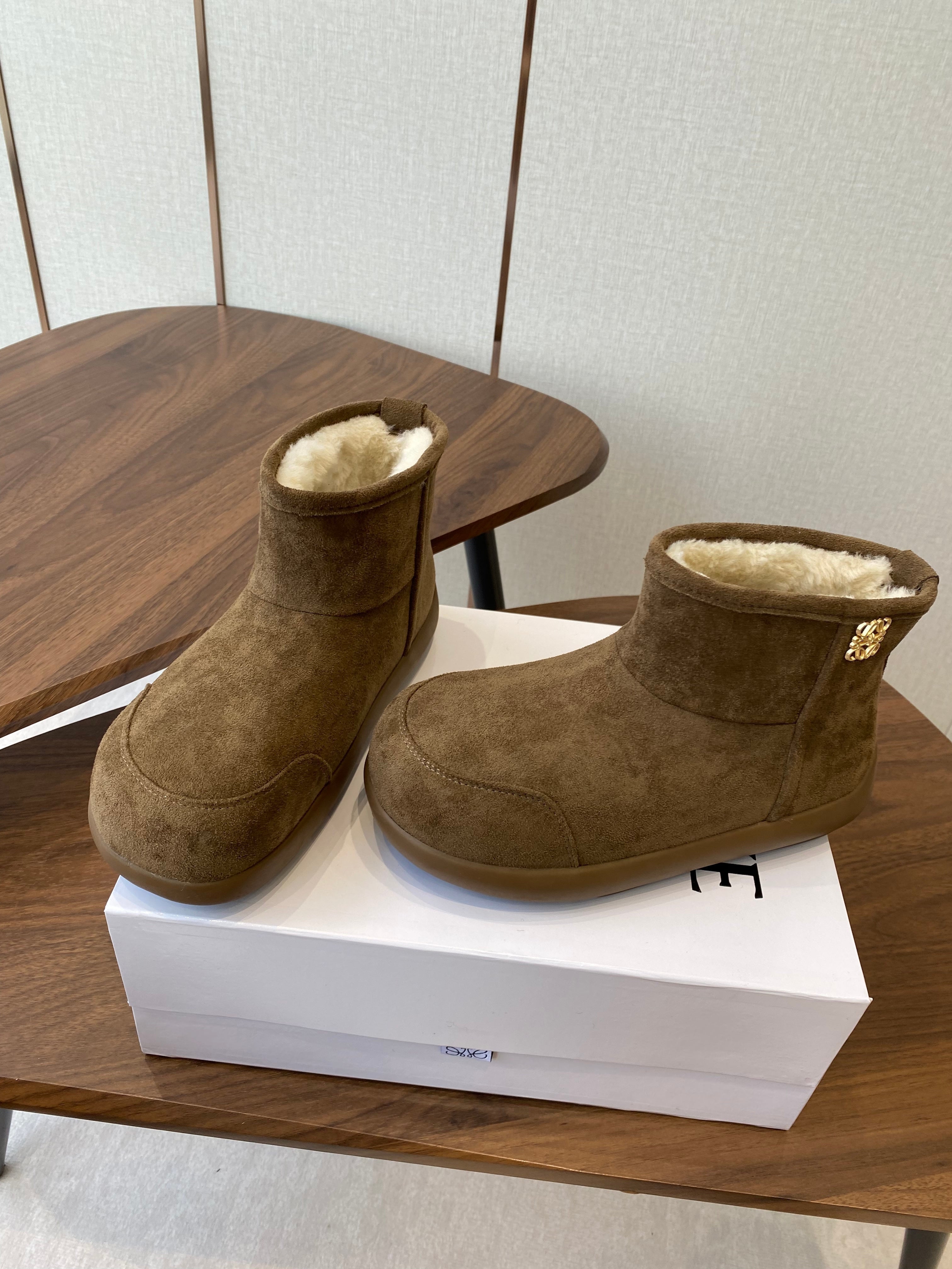 Loewe snow boots brown white suede wool 477798