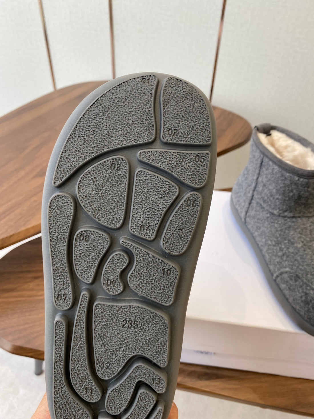 Loewe snow boots gray white suede wool 477799