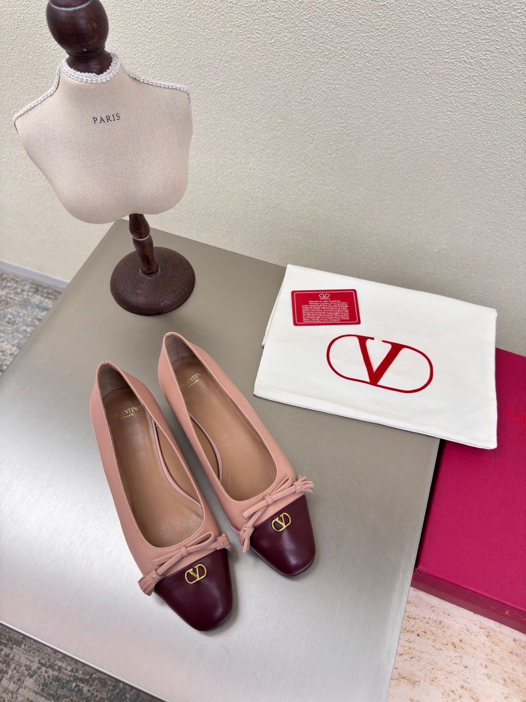 VT 25 Valet Du Roi Ballet Flat Calfskin 343066