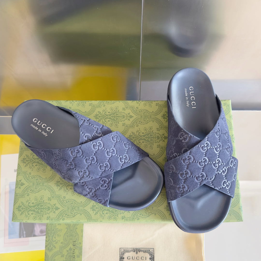 GG Men's Slide Navy Blue Embossed Suede 595712