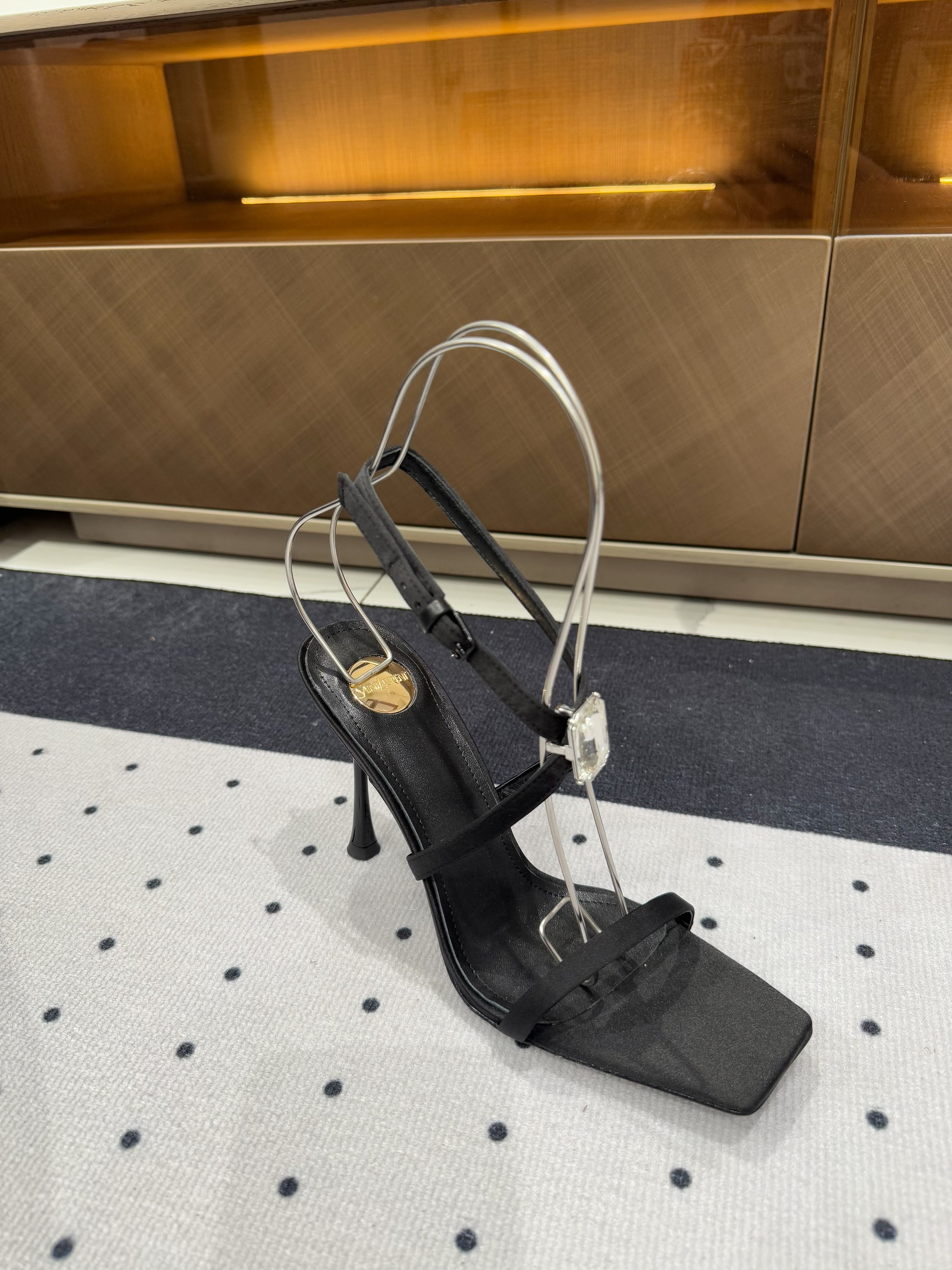 HIGH HEEL SANDALS IN BLACK SILK WTH STRAPS ATTACHED GEM