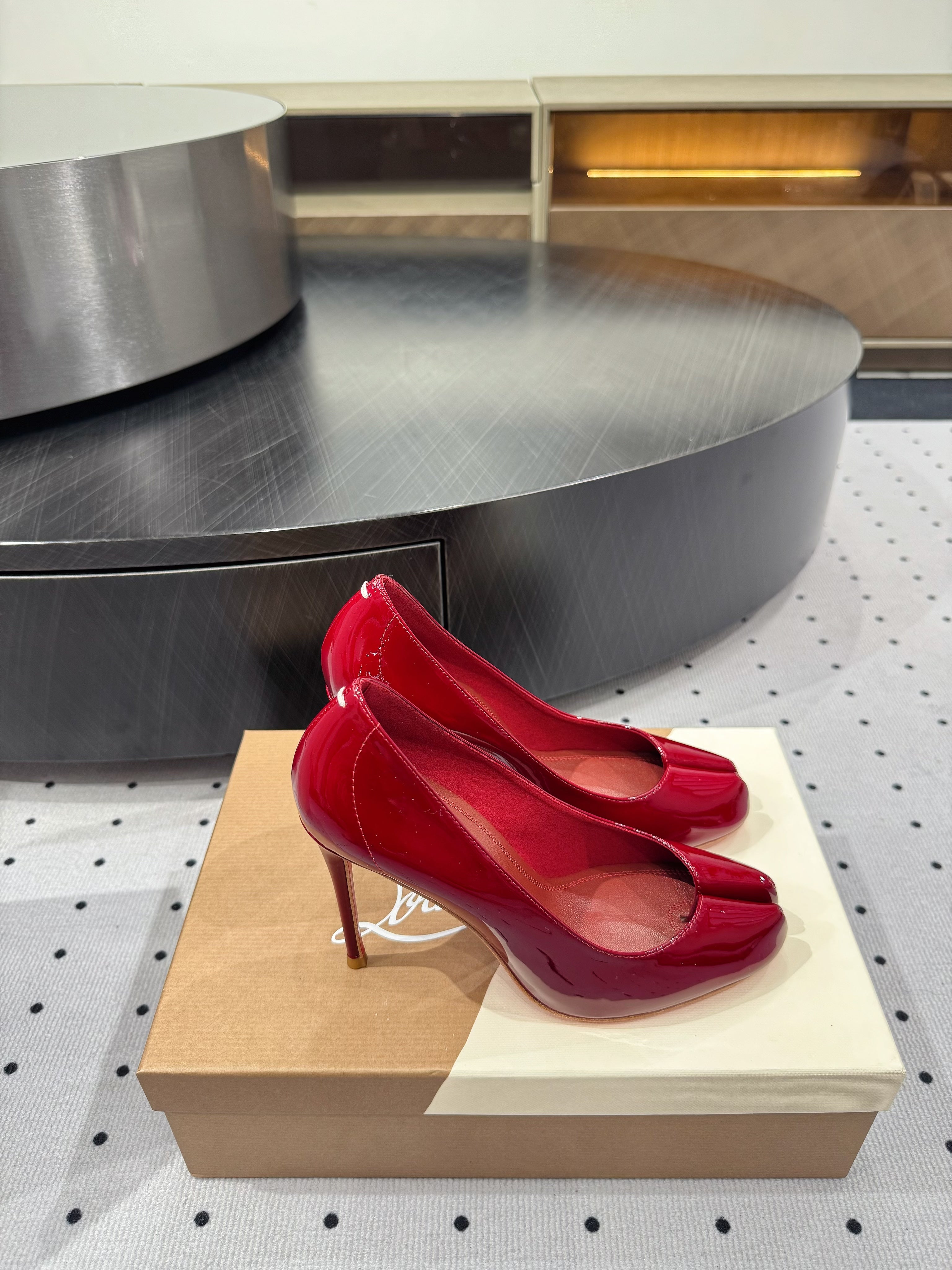 CL x Margiela 25 Pumps Red 10cm Patent Leather 296035