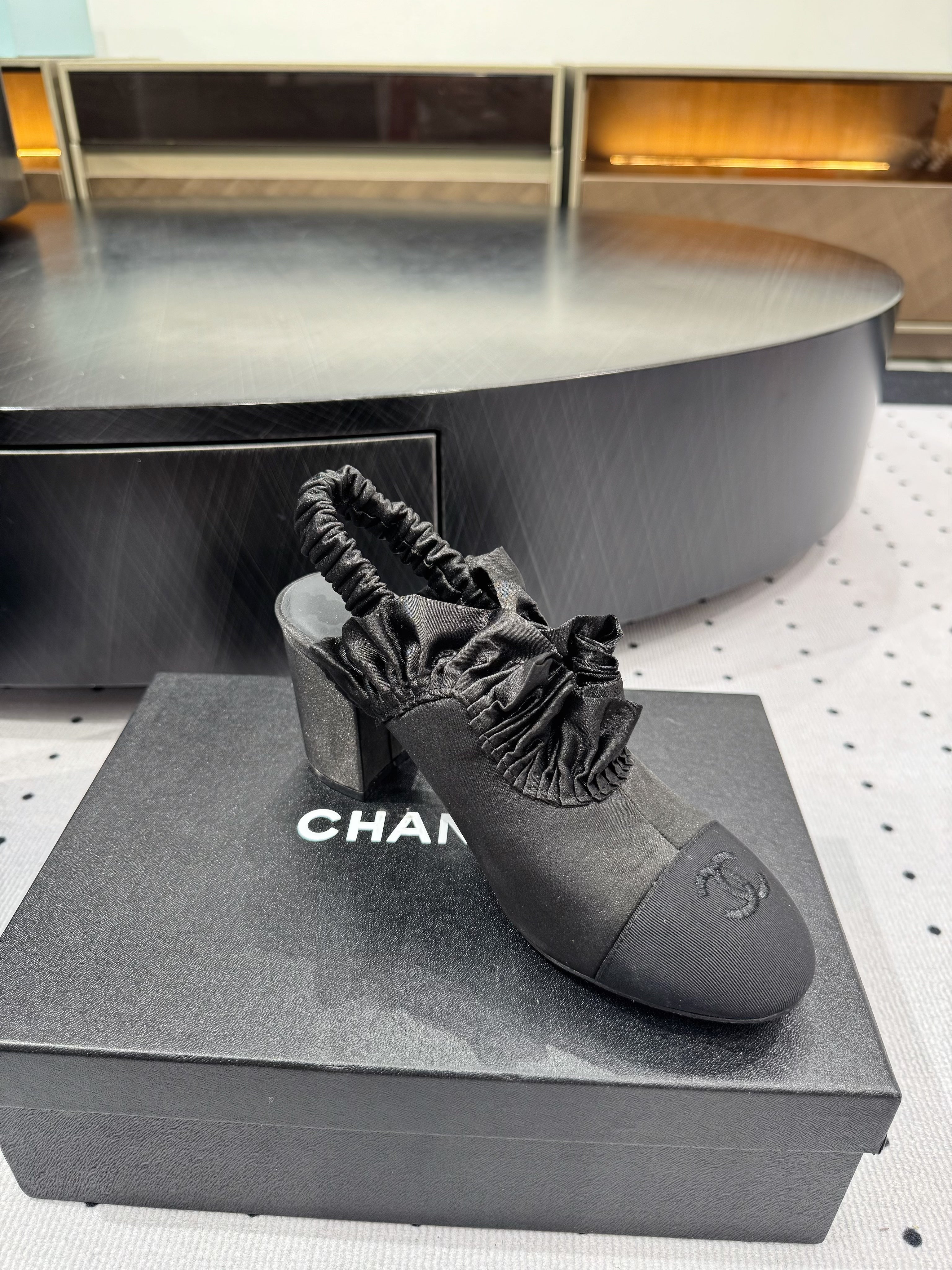 CC 25 Slingback Black Silk 306333