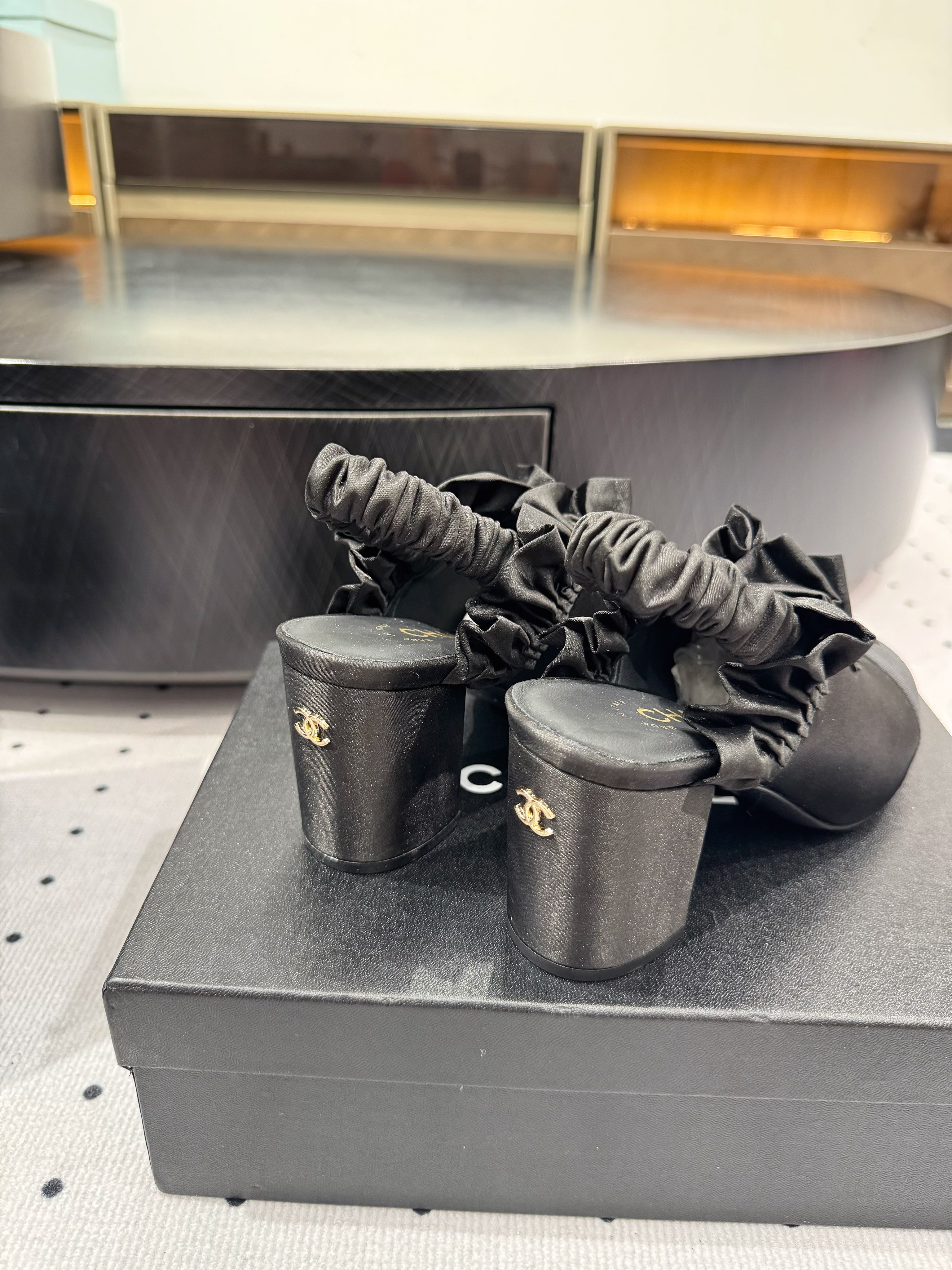 CC 25 Slingback Black Silk 306333