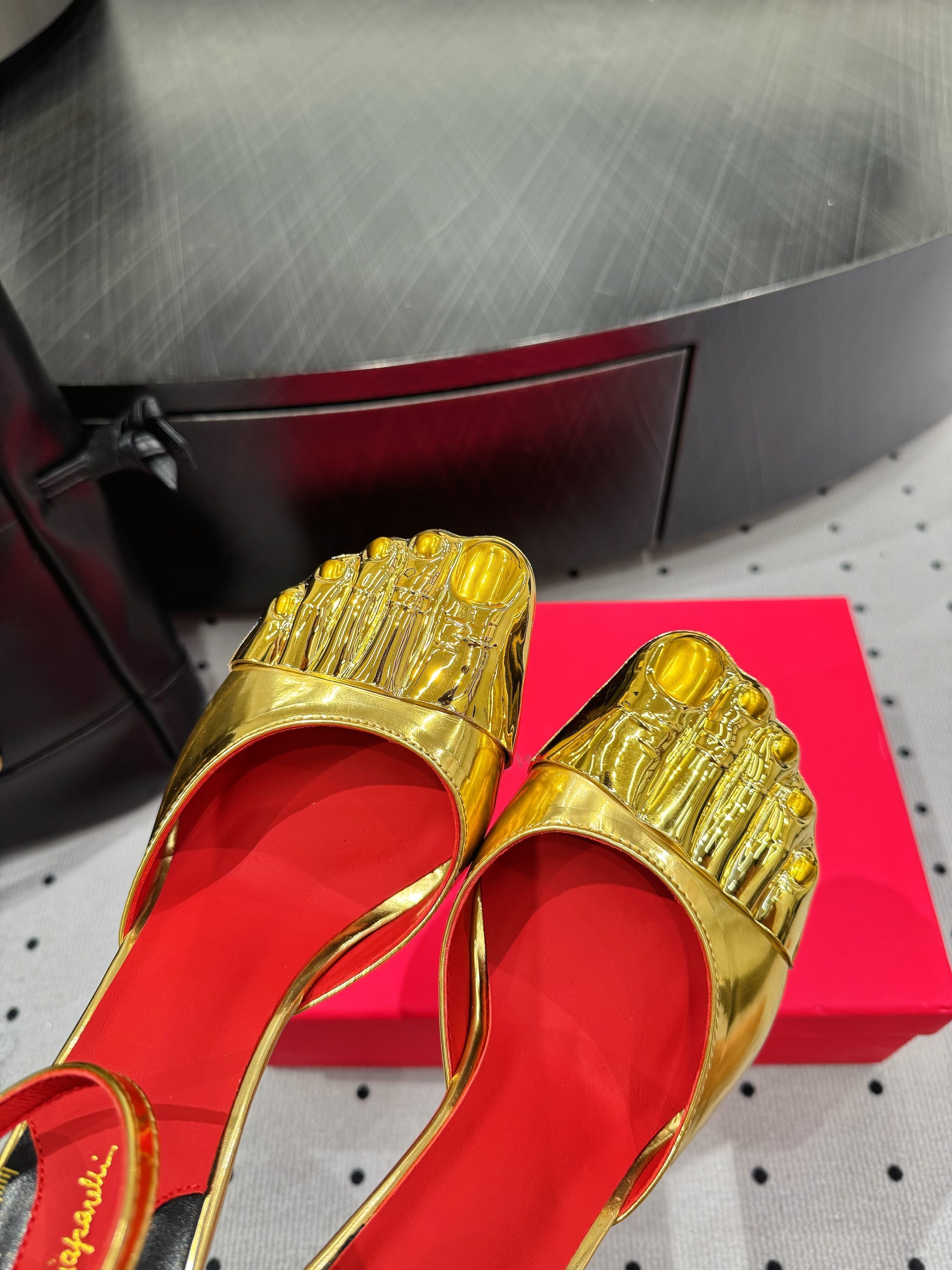 CL 25 Elsa Schiapar Slingback Gold Mirror Cowhide 321605