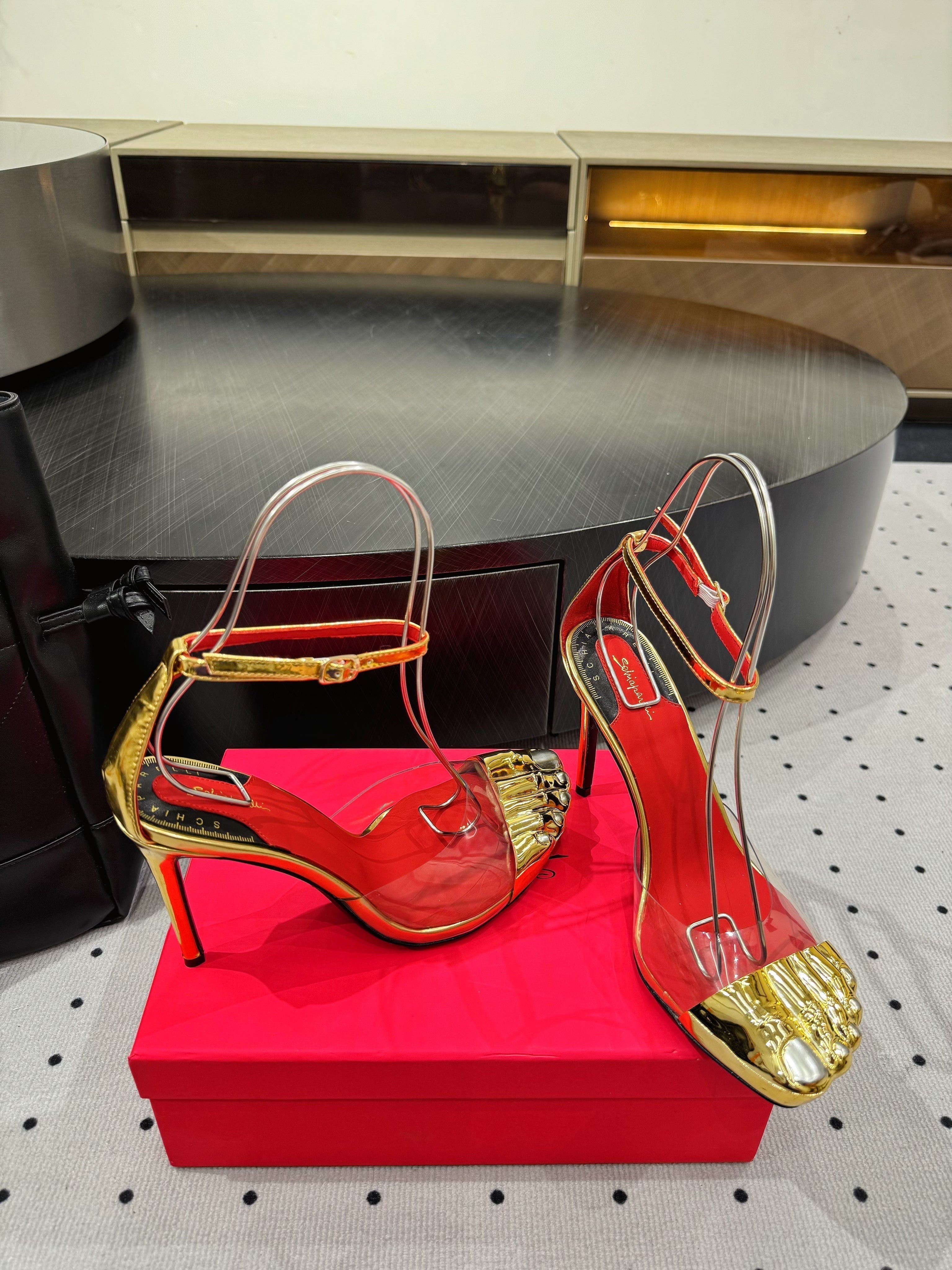 CL 25 Elsa Schiapar Slingback Gold PVC Cowhide 321606