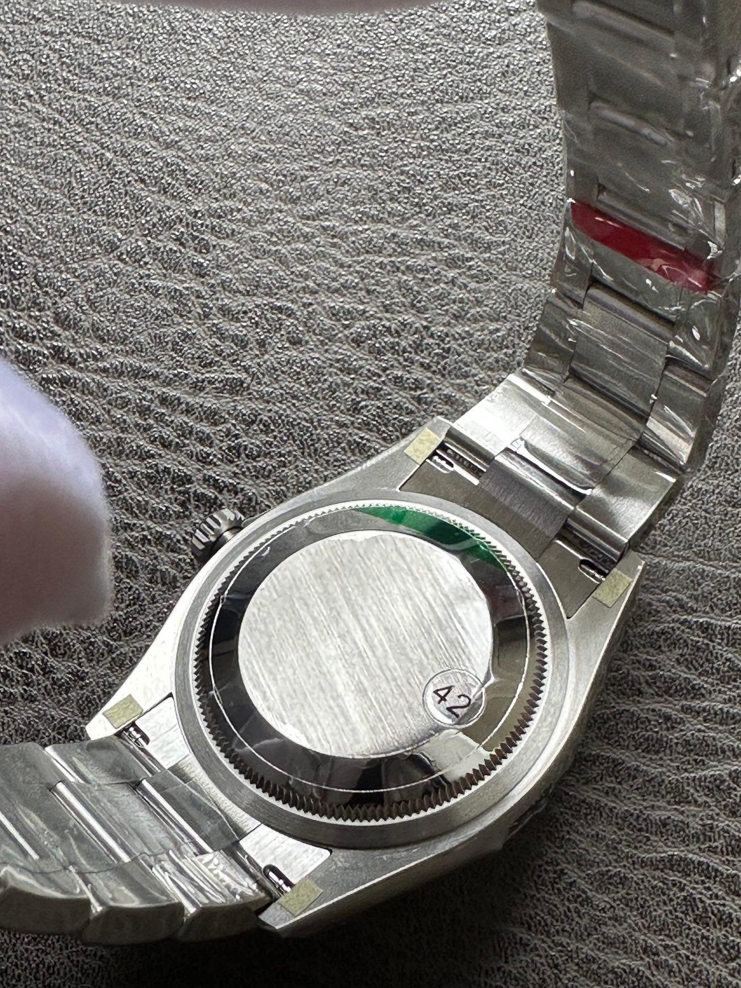 Rolex 25 Oyster Perpetual 41mm Pistachio Green