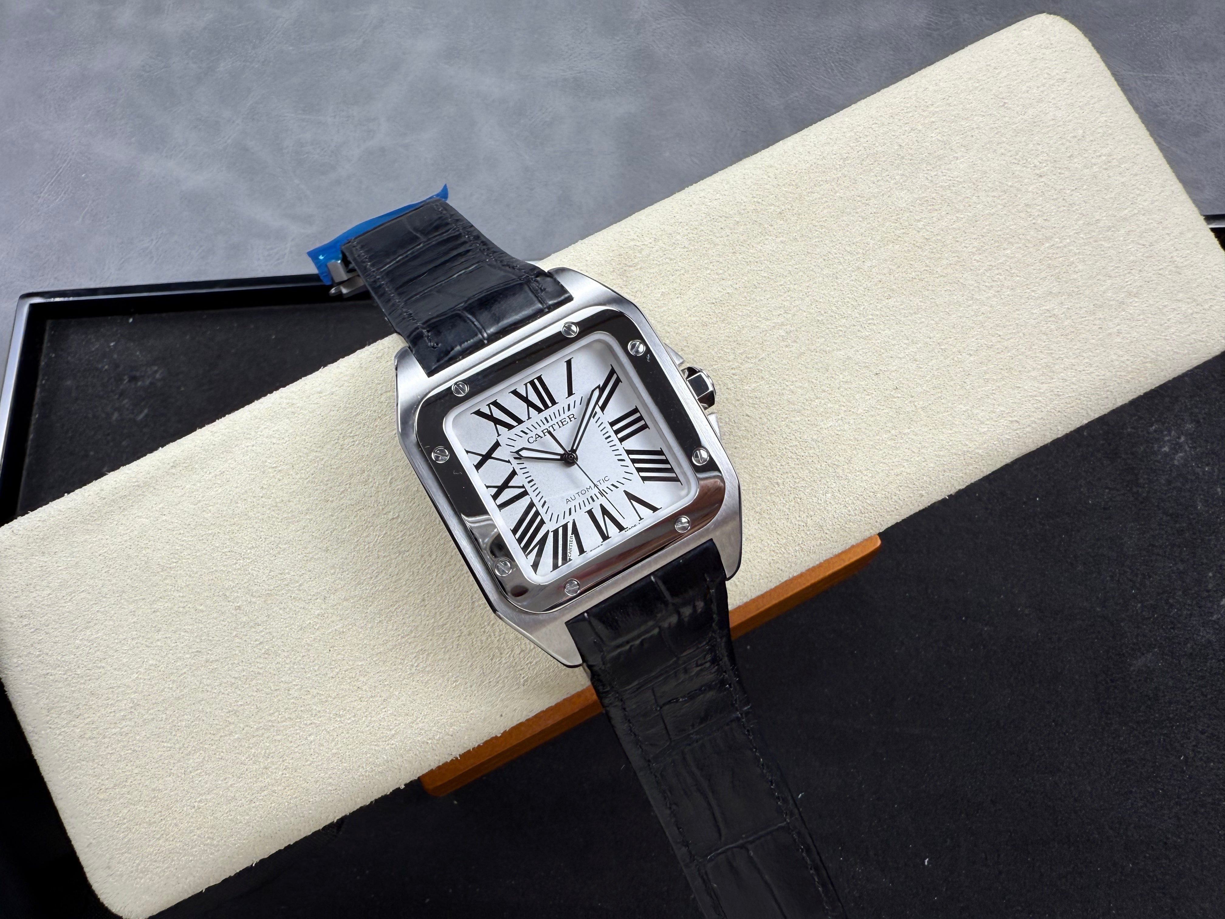 Cartier Men's Santos 100 41.3mm Silver Leather