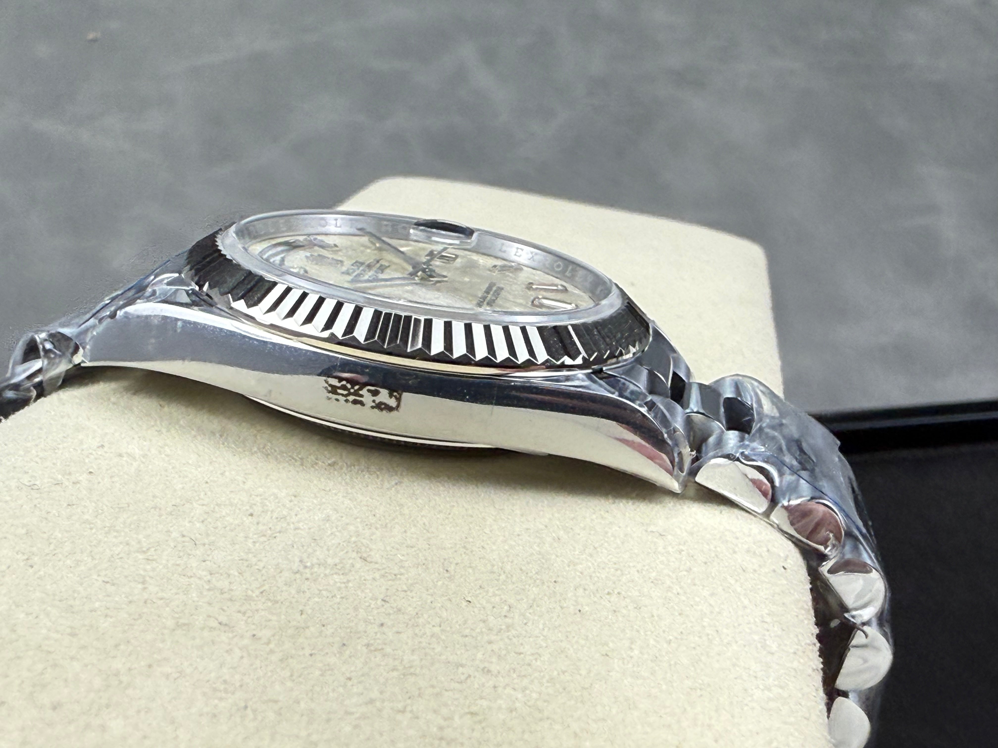 Rolex Day-Date 40mm Silver Gold