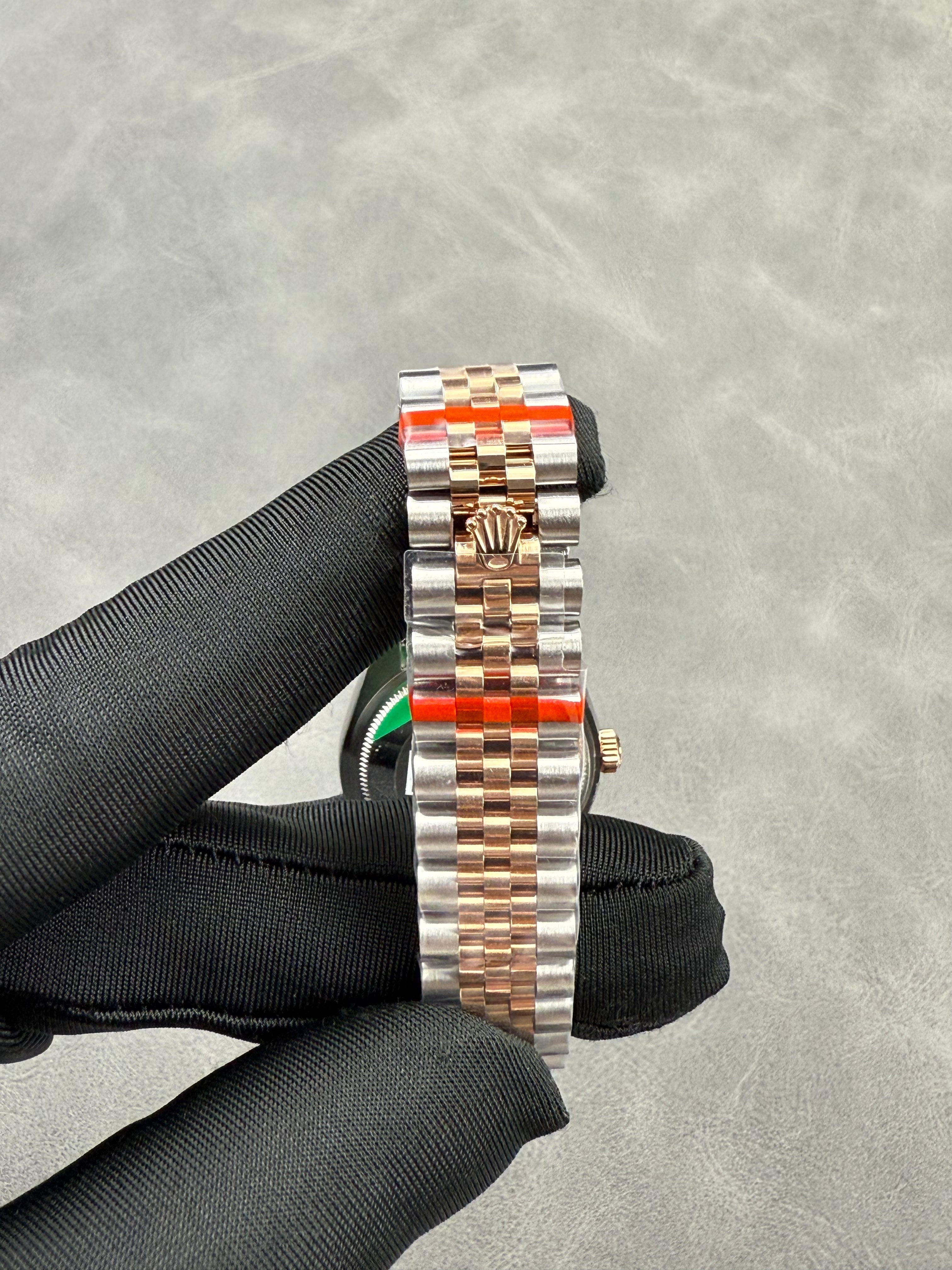 ROLEX Datejust 31mm Silver Pink Gold