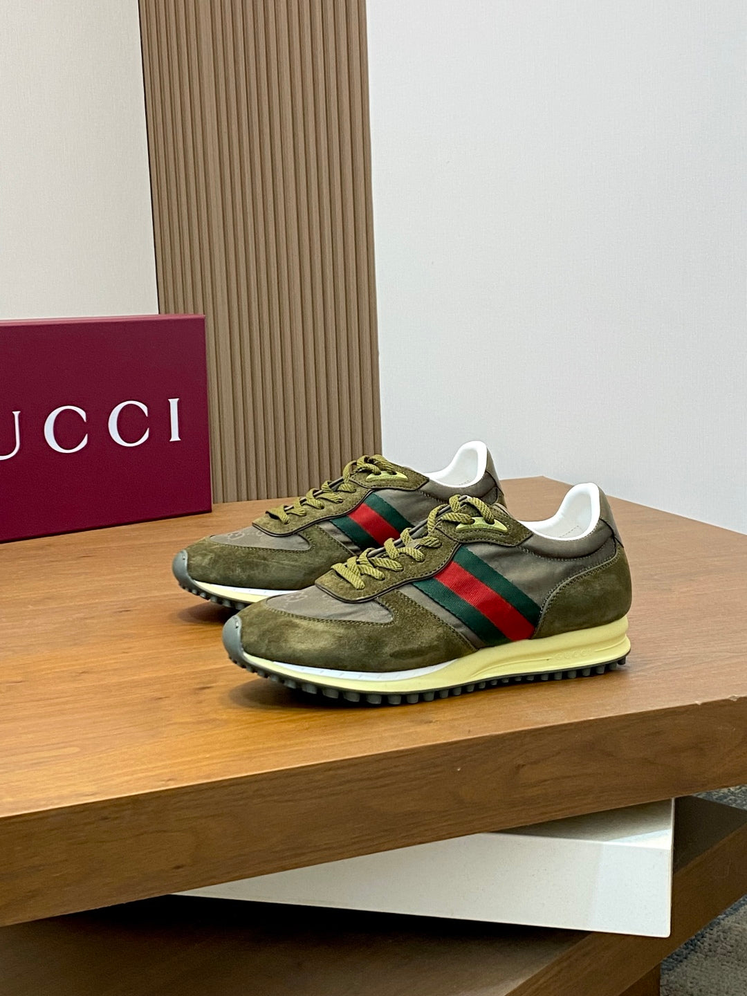 GG Men's Re-Motion Sneaker Olive Green Suede Calfskin 719293