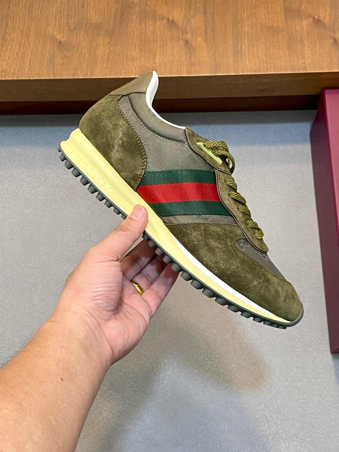 GG Men's Re-Motion Sneaker Olive Green Suede Calfskin 719293