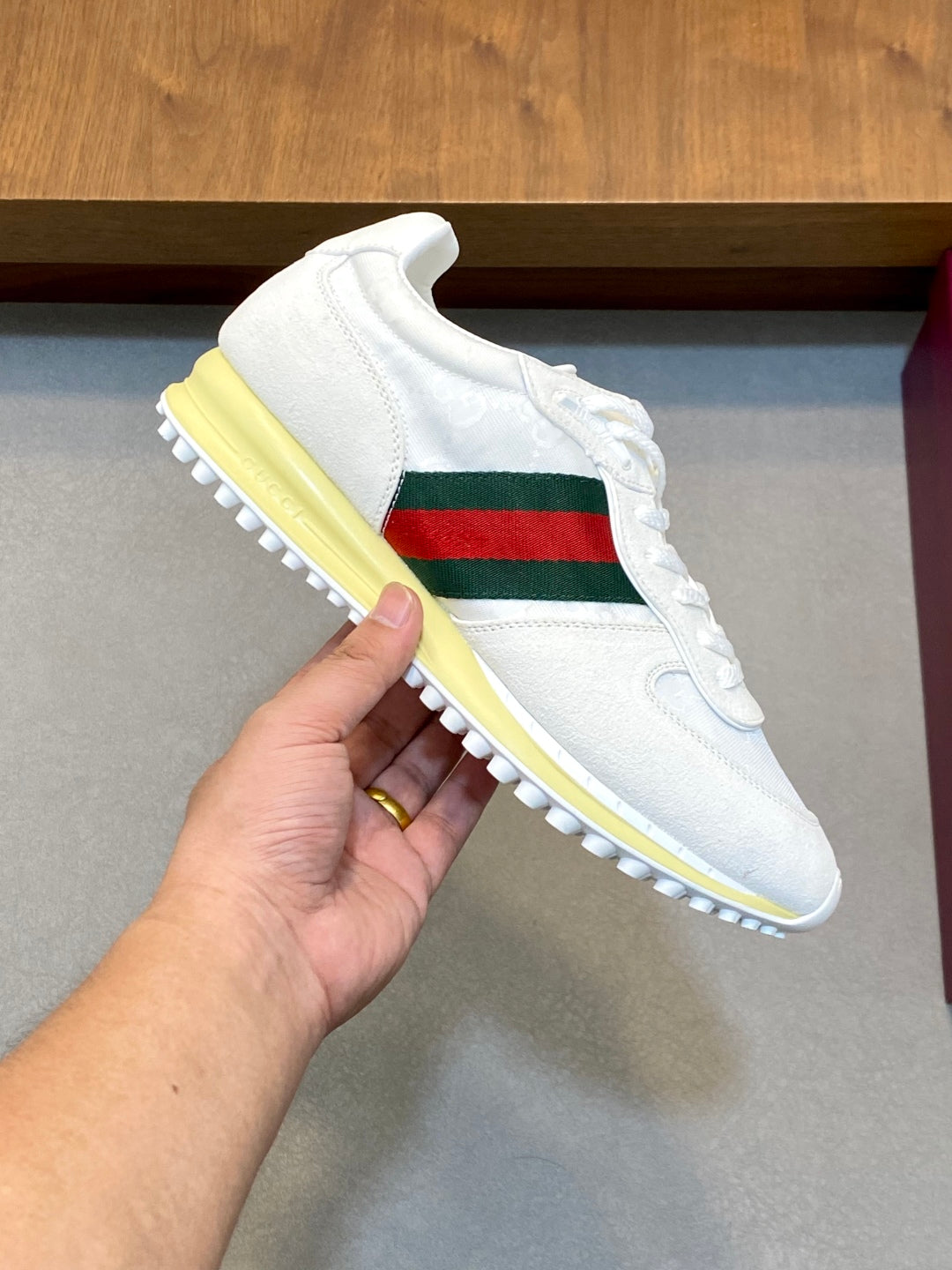 GG Men's Re-Motion Sneaker White Suede Calfskin 719290