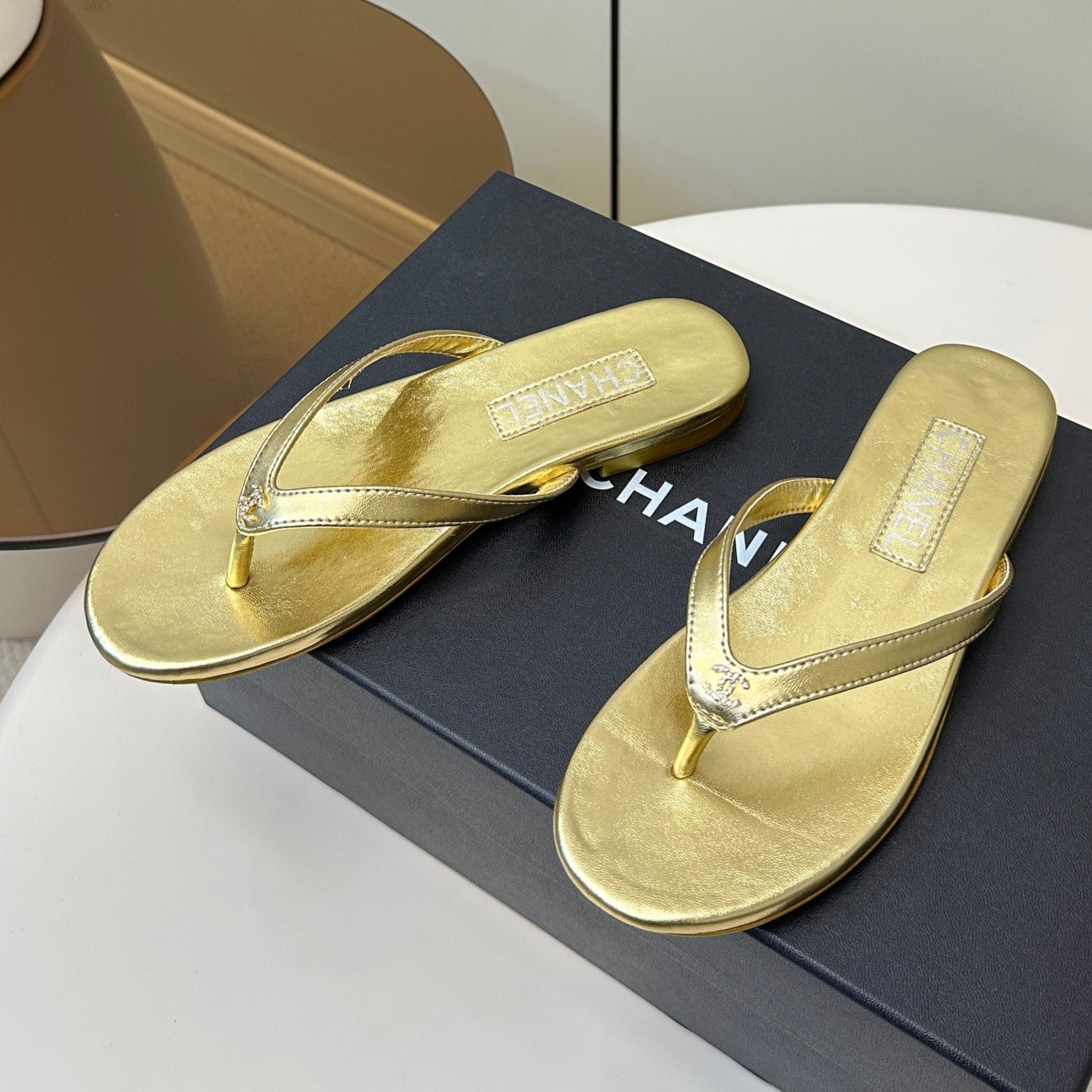 CC 25 Thong Sandal Gold Metalic Silver Diamond Logo