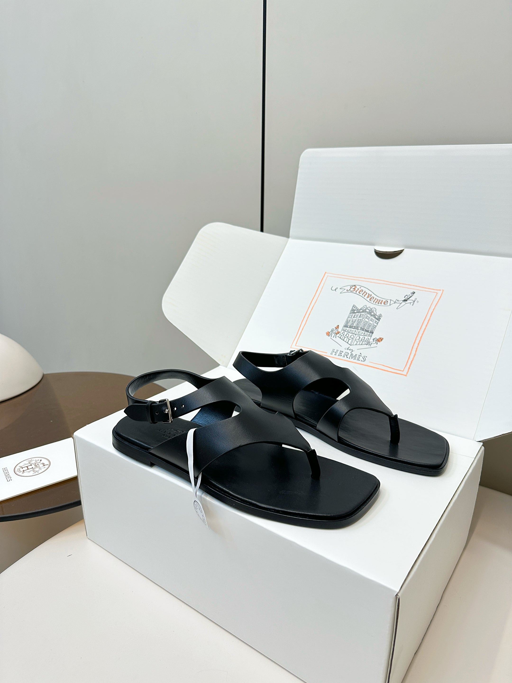 HM Karen Sandals Black Calfskin 369788