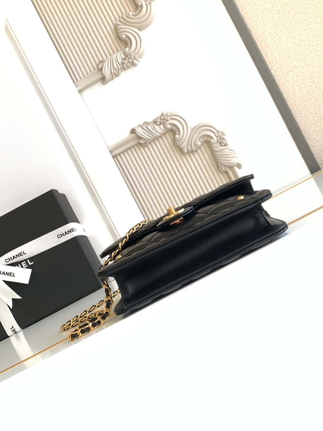 CC Handle Bag 19 Double C Black Lambskin Gold Hardware