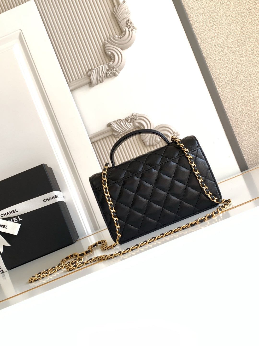 CC Handle Bag 19 Double C Black Lambskin Gold Hardware