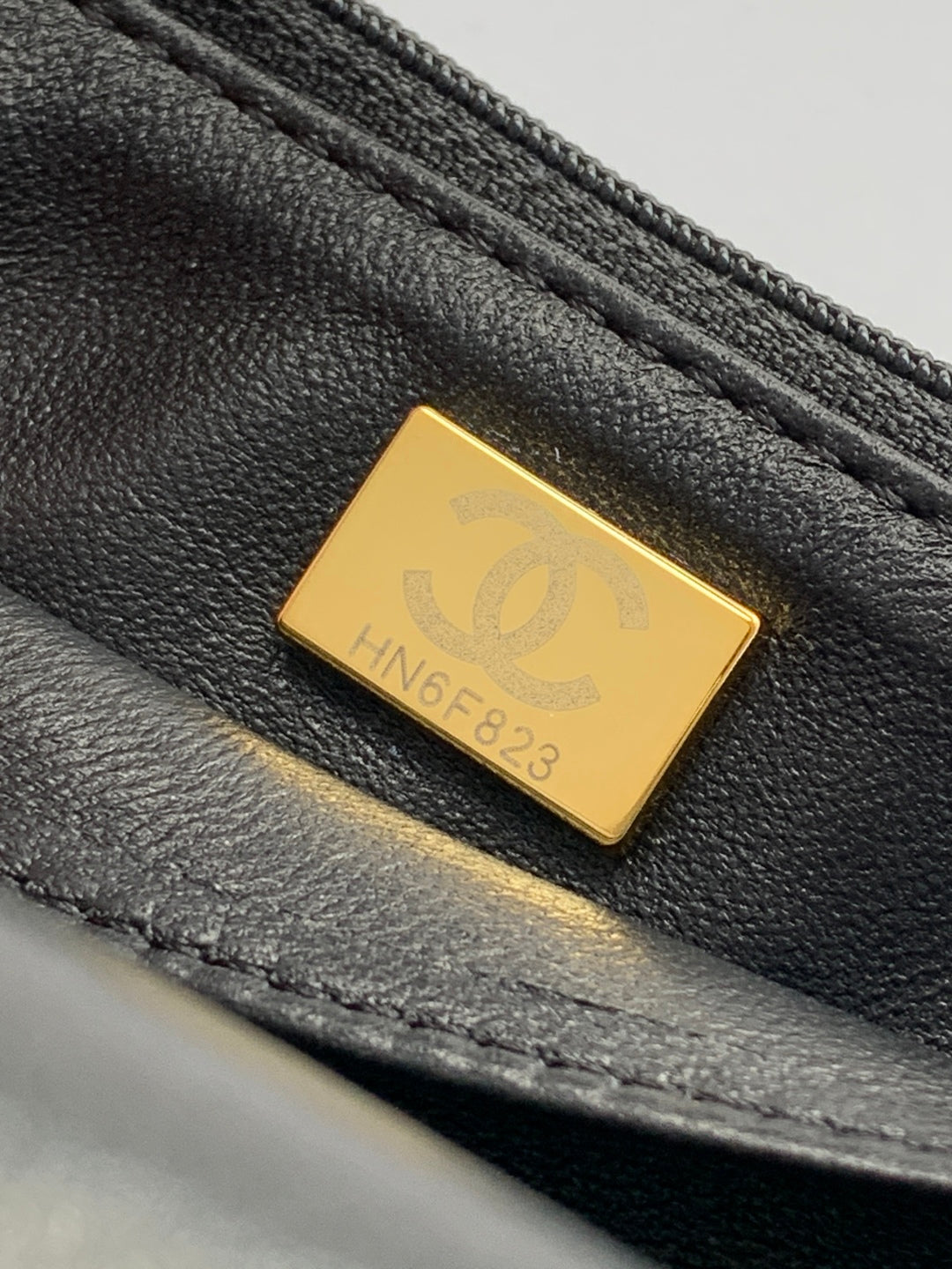 CC Handle Bag 19 Double C Black Lambskin Gold Hardware