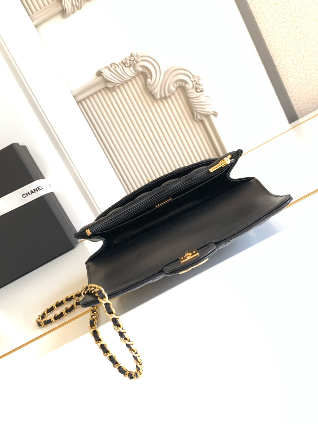 CC Handle Bag 19 Double C Black Lambskin Gold Hardware