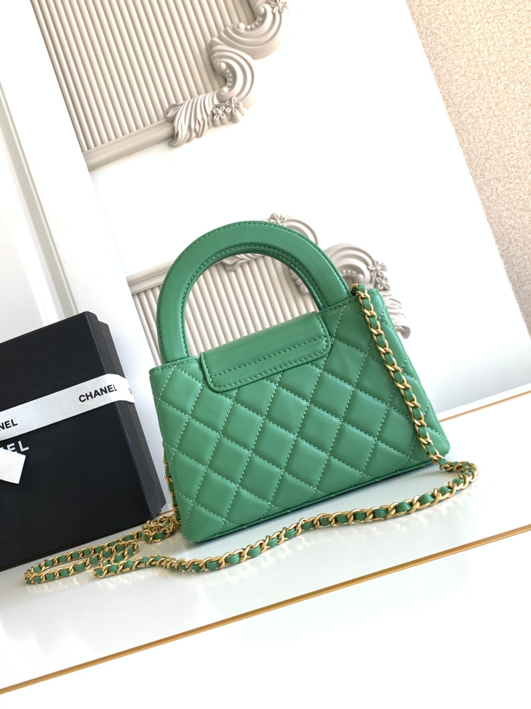 cc 24a nano 19cm kelly shopper bag light green lambskin