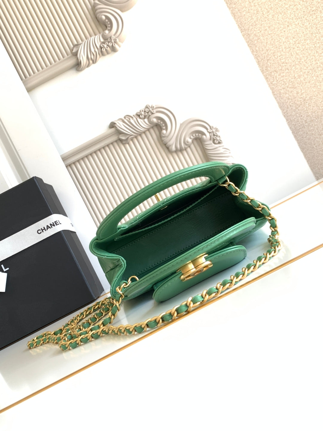 cc 24a nano 19cm kelly shopper bag light green lambskin