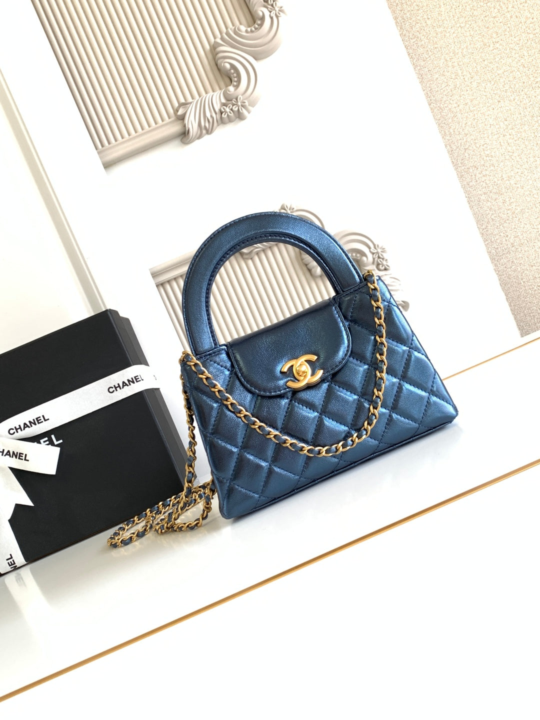 cc 24a nano 19cm kelly shopper bag metallic blue lambskin