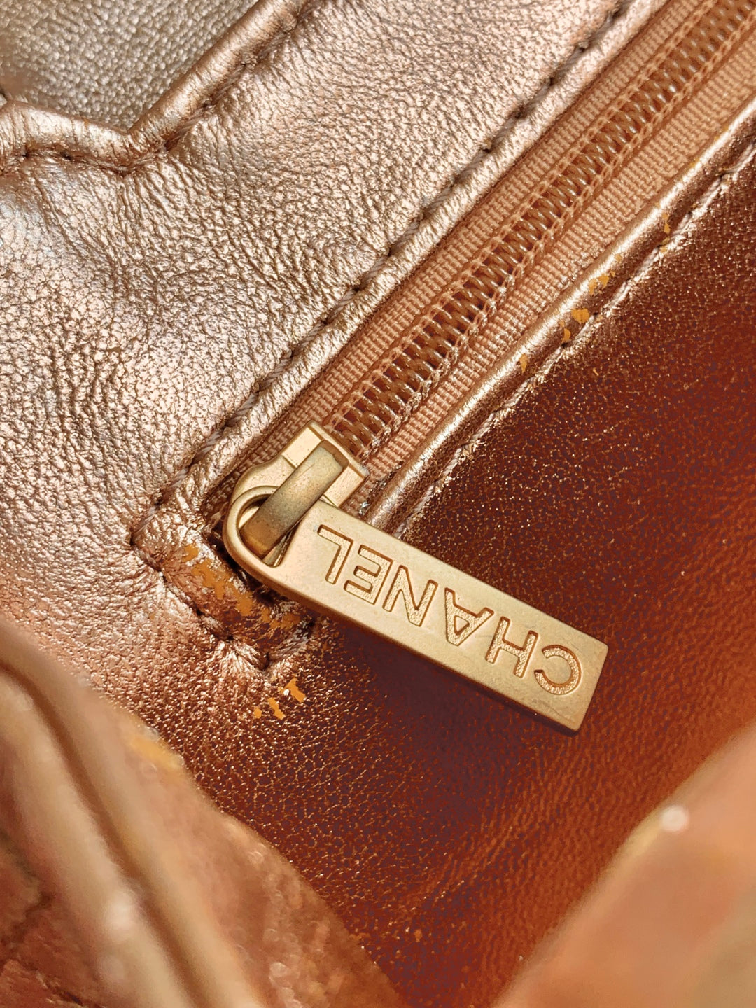 cc 24a nano 19cm kelly shopper bag metallic rose gold lambskin