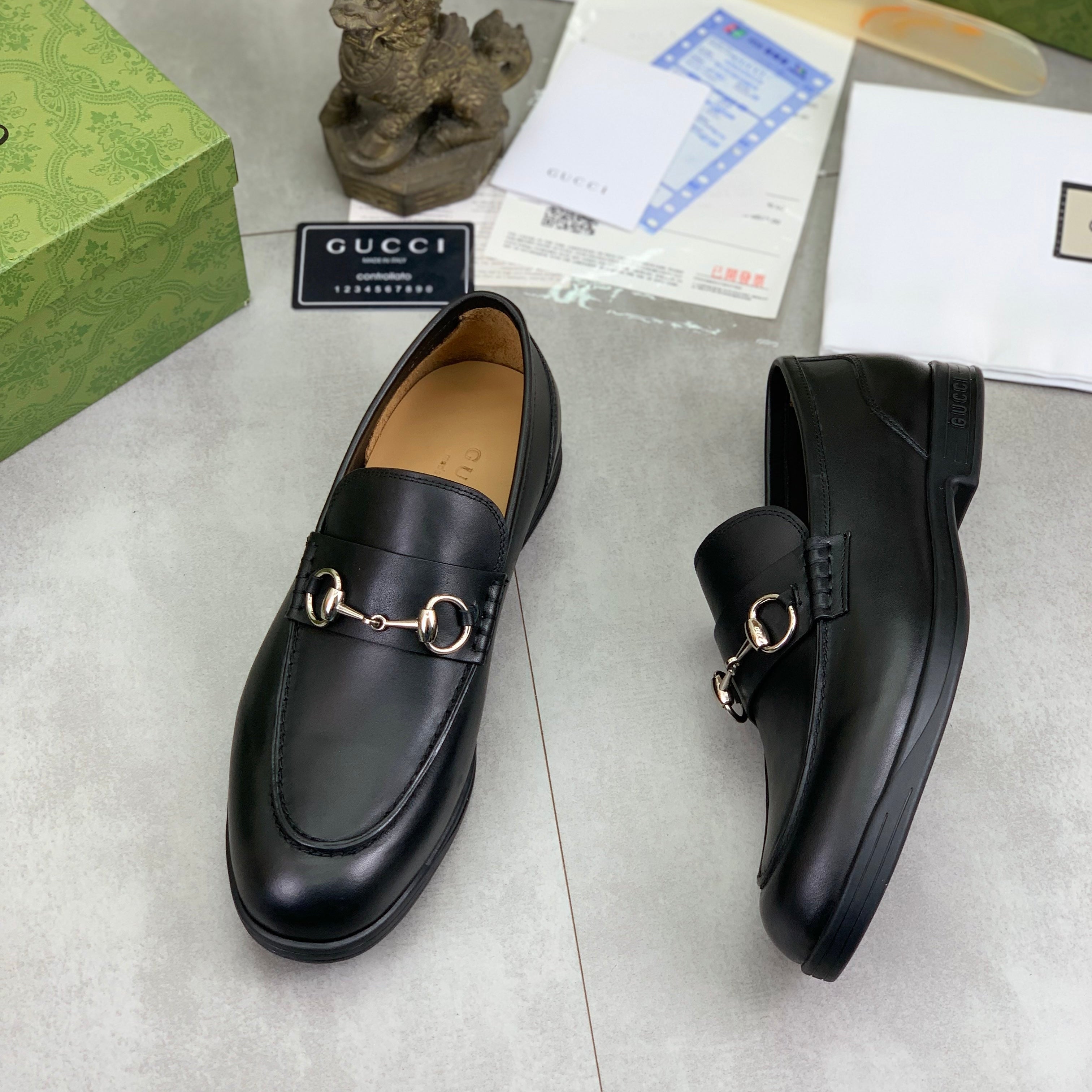 GG Men's Horsebit Loafer Black Silver Cowhide 524769