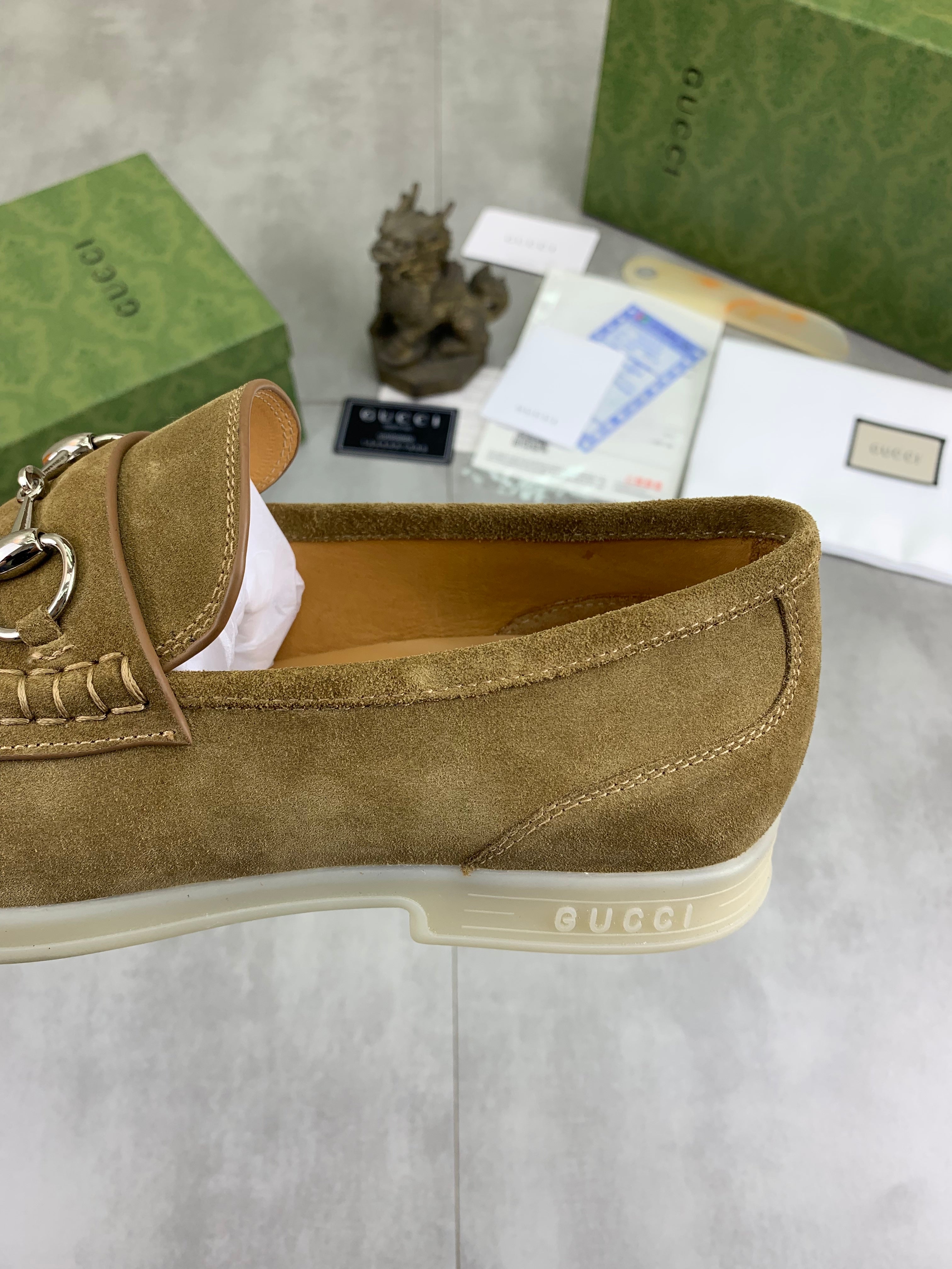 GG Men's Horsebit Loafer Tan Suede 524775