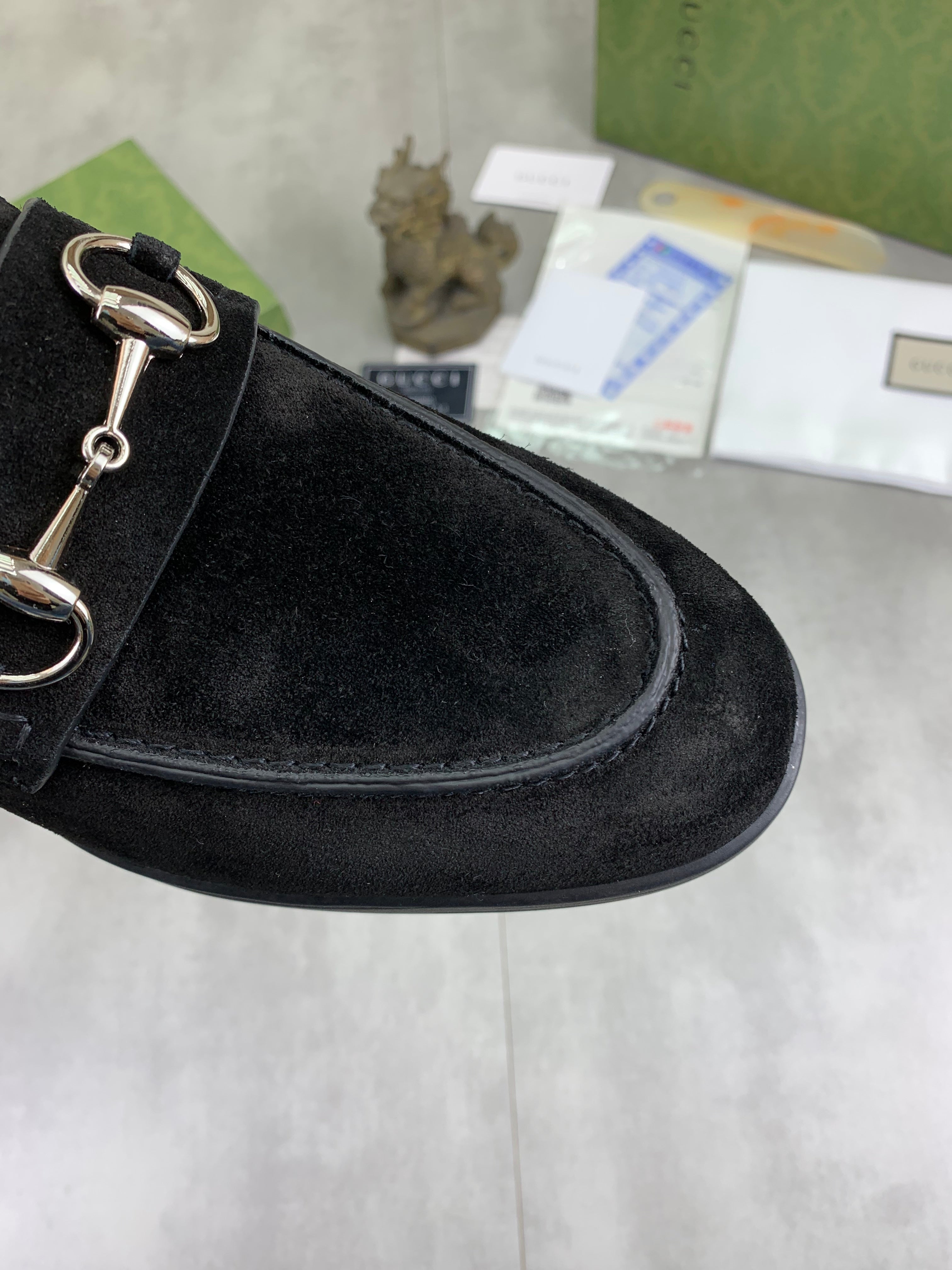 GG Men's Horsebit Loafer Black Suede 524777