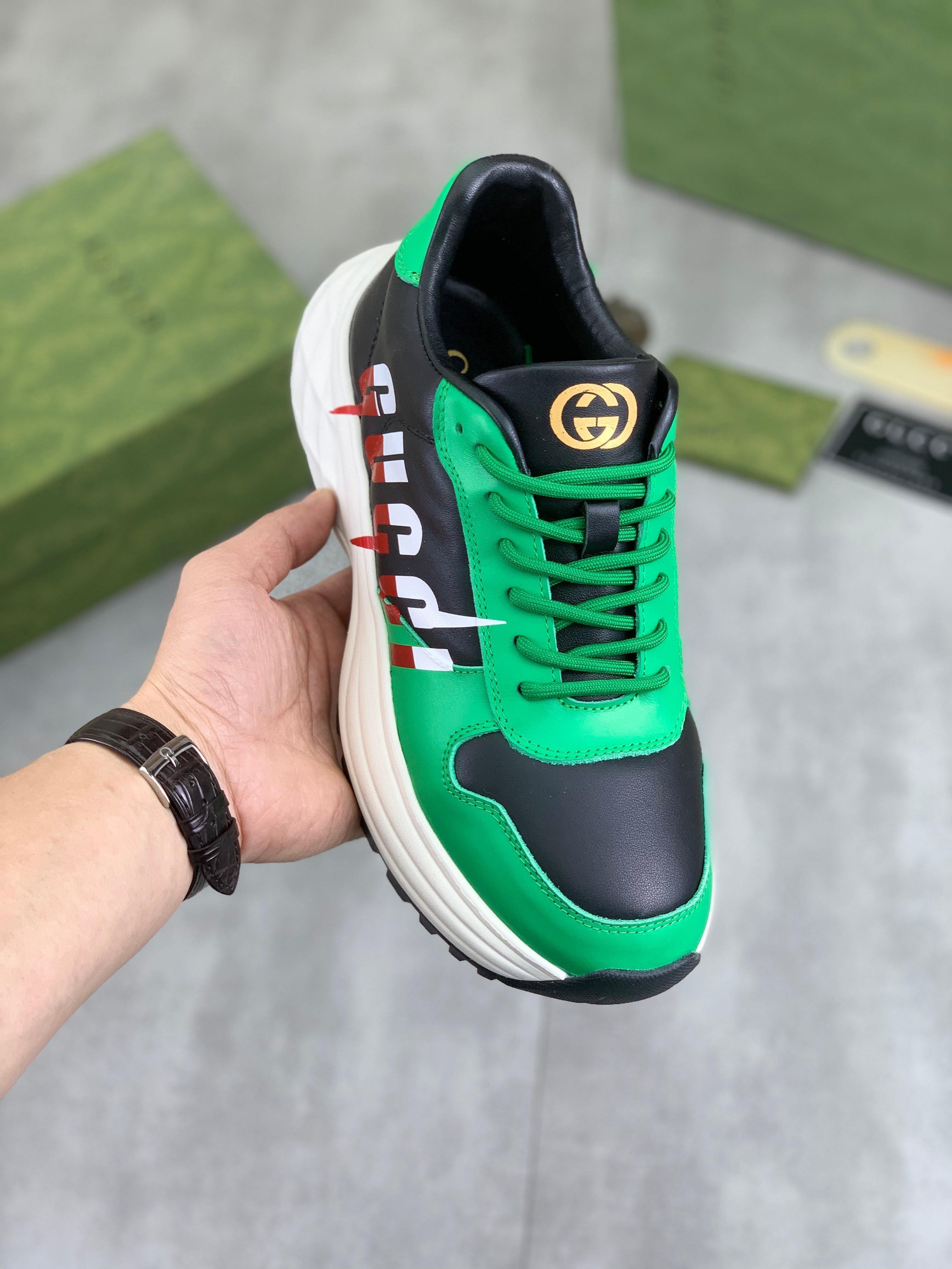 GG Men's Rhyton Sneaker Green White Calfskin 528952