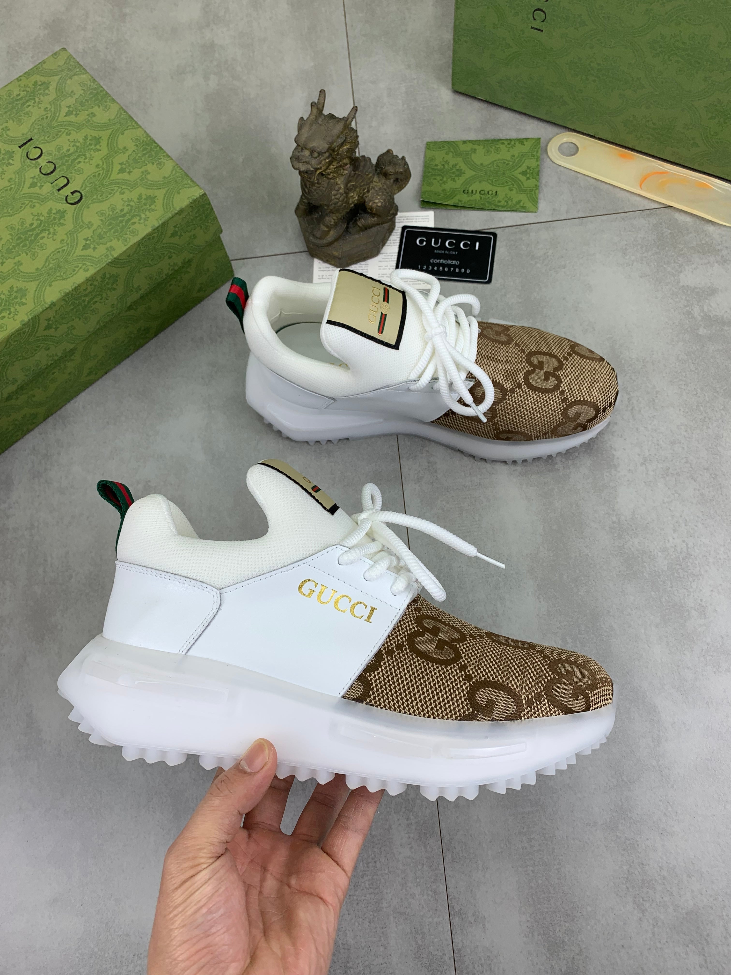 GG Men's Sneaker White Brown Calfskin Canvas 528940