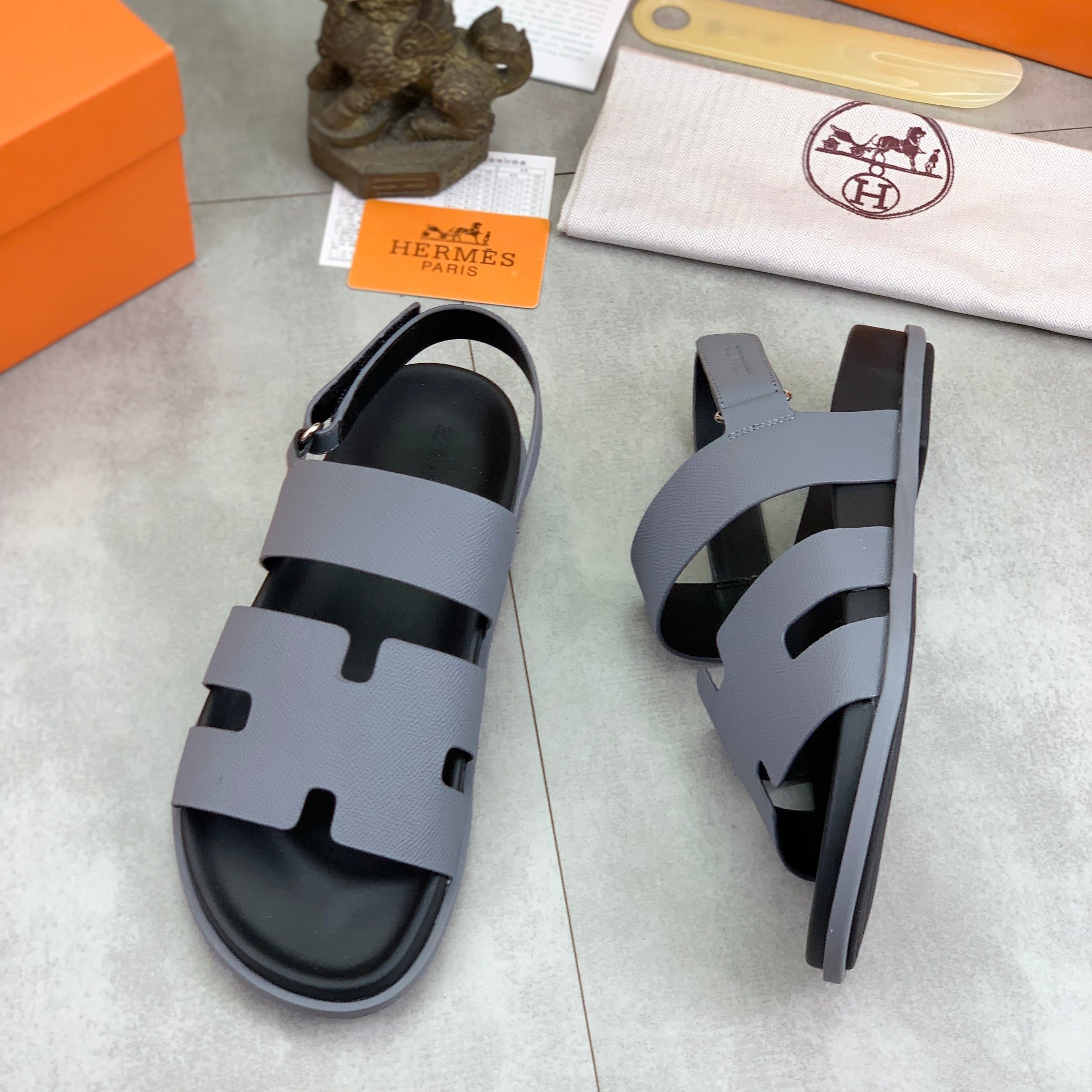 HM Men's Genius Sandals Grey Calfskin 645504