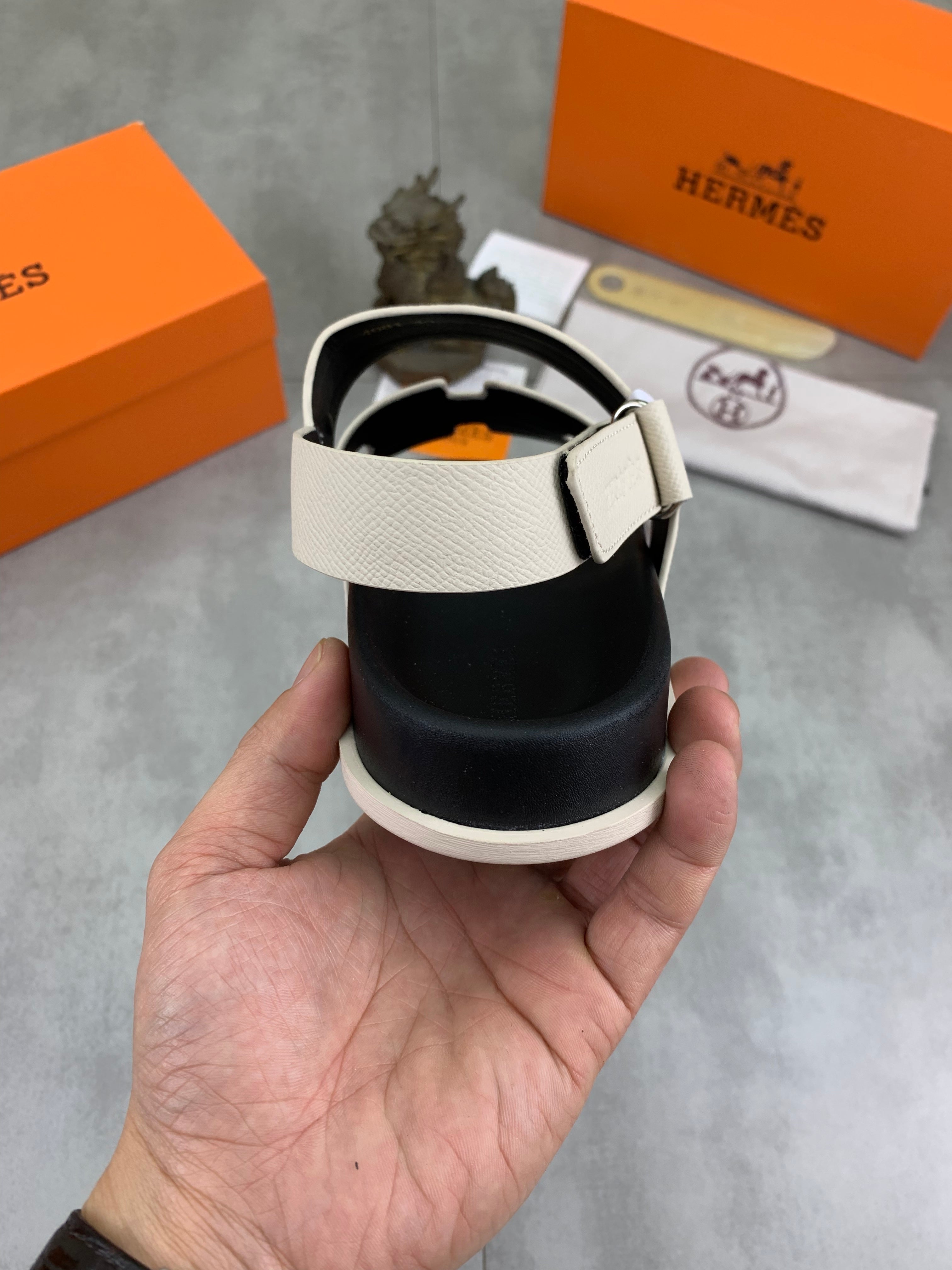 HM Men's Chypre Sandals White Calfskin 645506