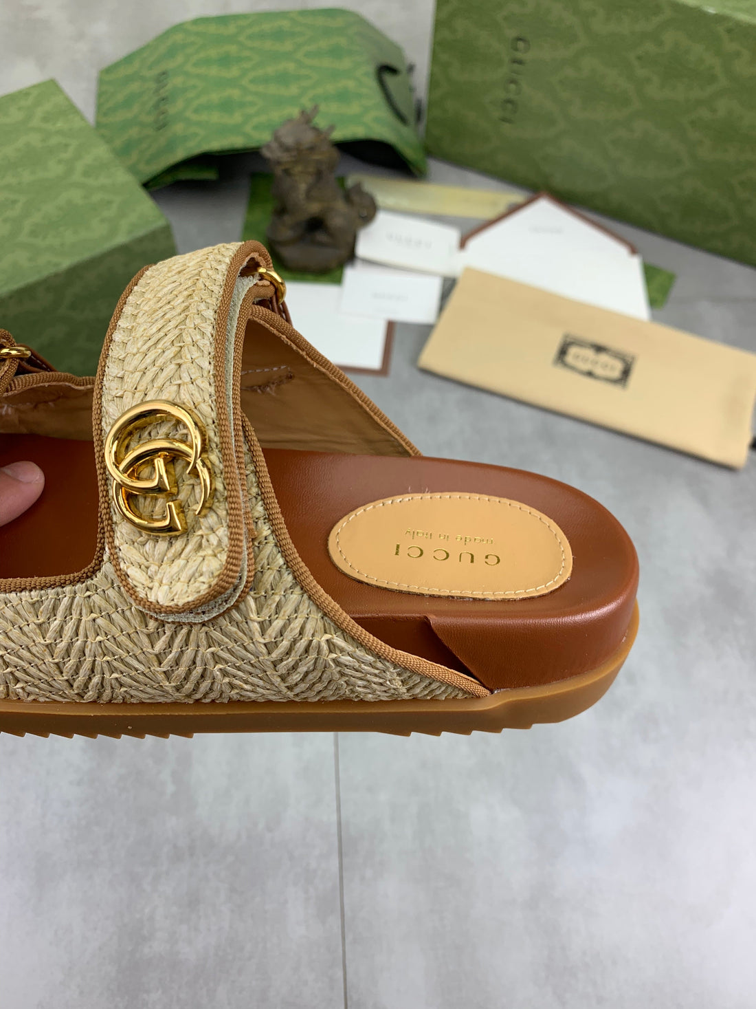 GG Men's 25 Slide Beige Brown Sedge Cowhide 734883