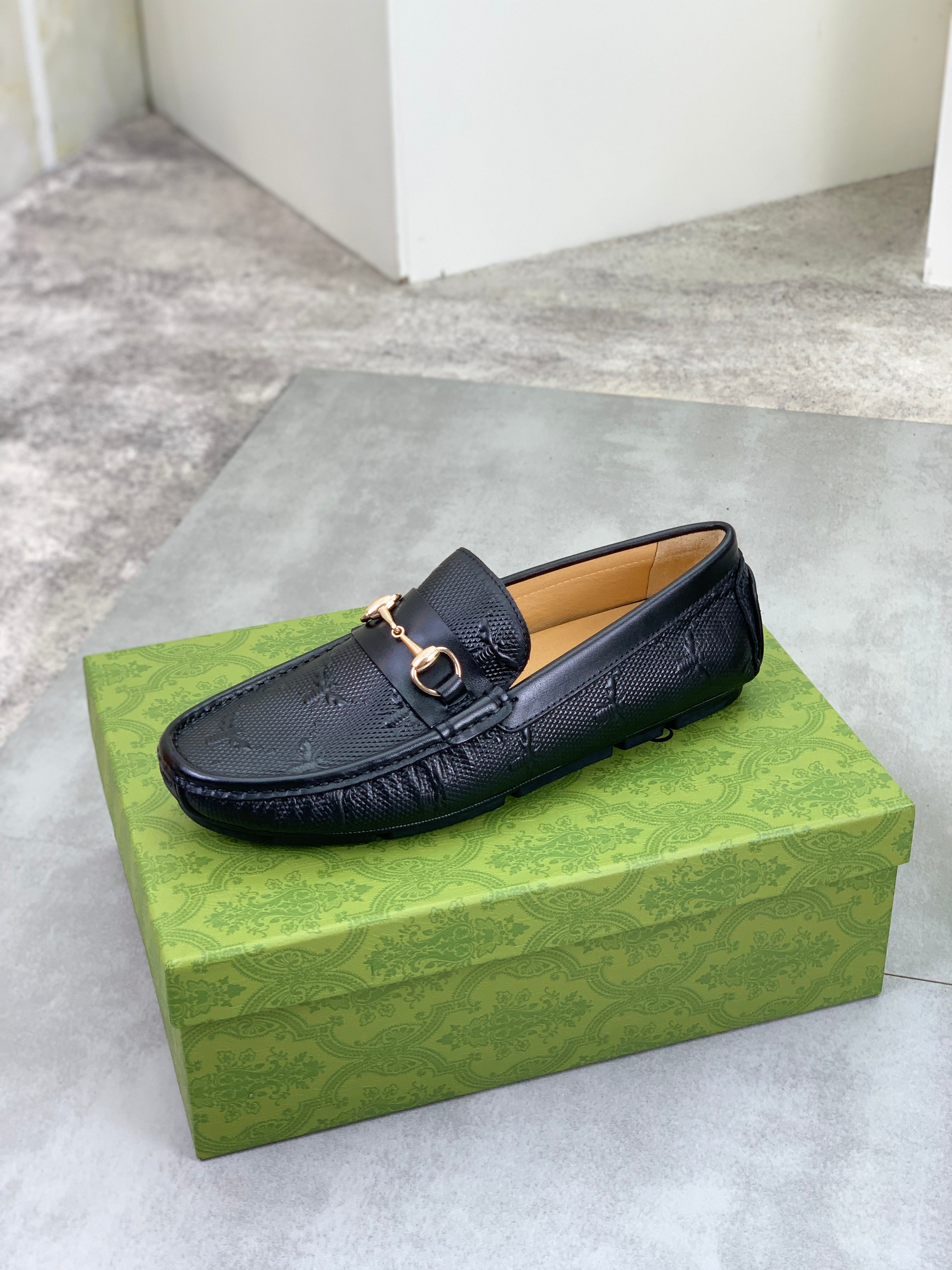 GG Men's Loafer Black Calfskin 737259