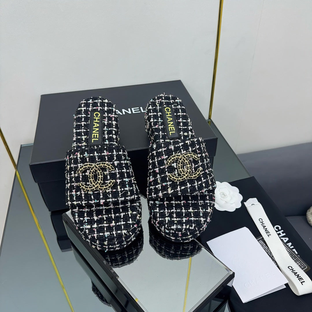 CC 25 Flatform Slide Black Fabric 238492