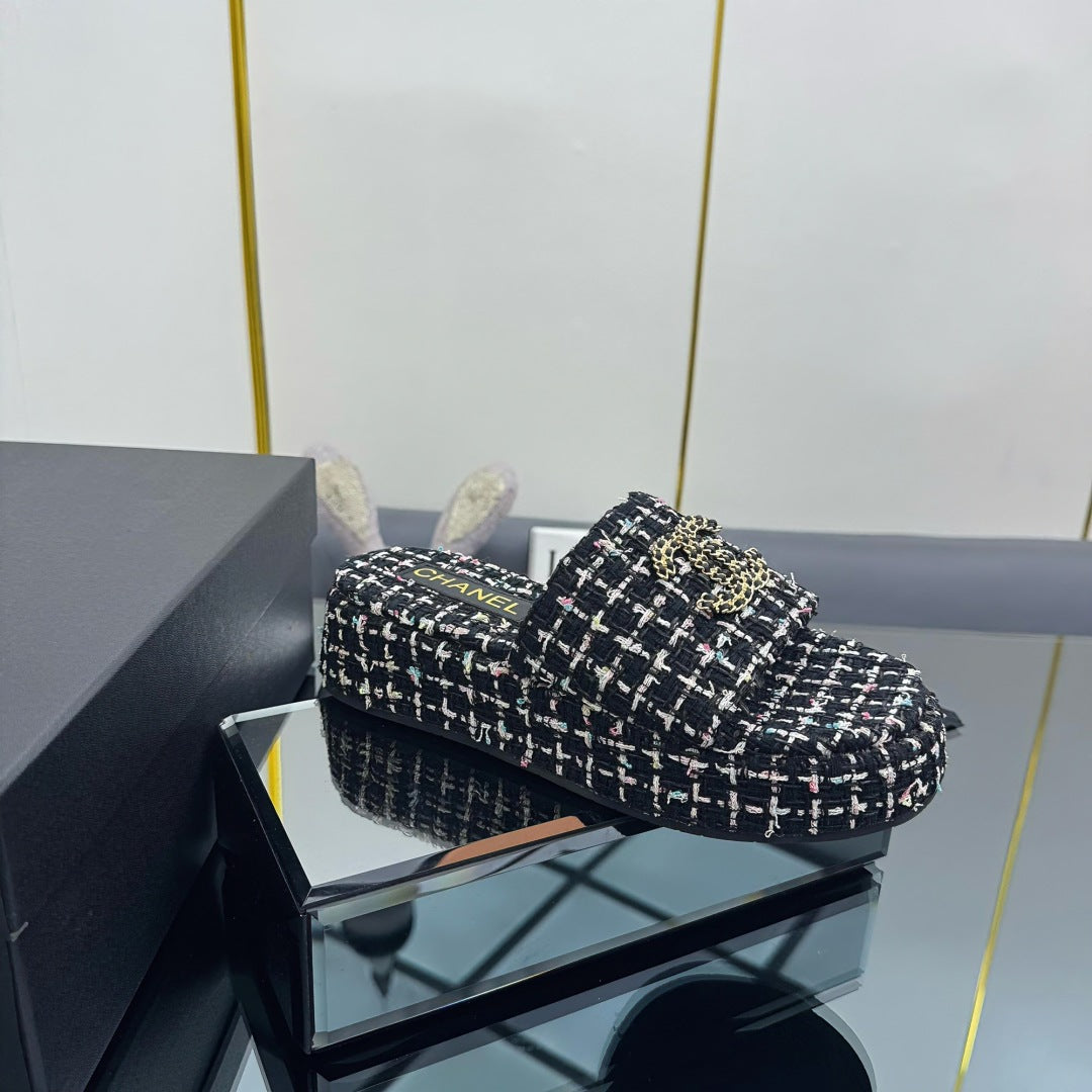 CC 25 Flatform Slide Black Fabric 238492