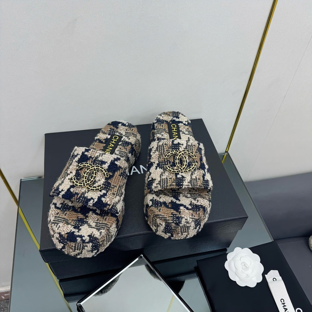 CC 25 Flatform Slide Multicolor Fabric 238493