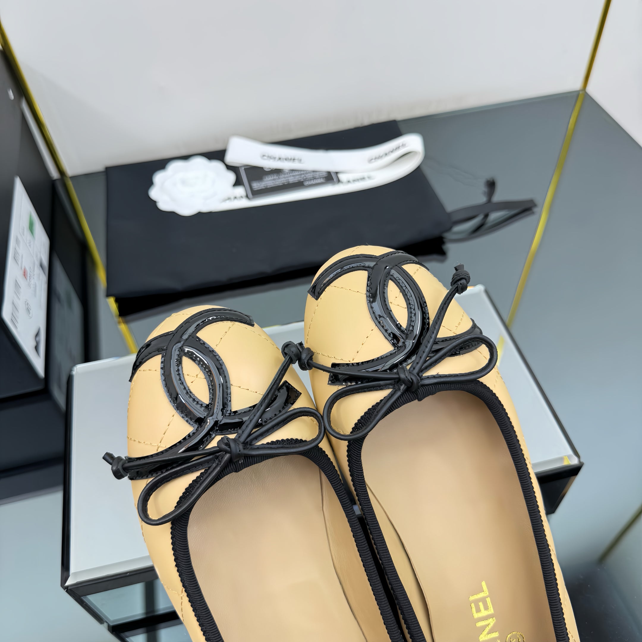 CC 25 Cambon Ballet Flat Beige Black Quilted Calfskin