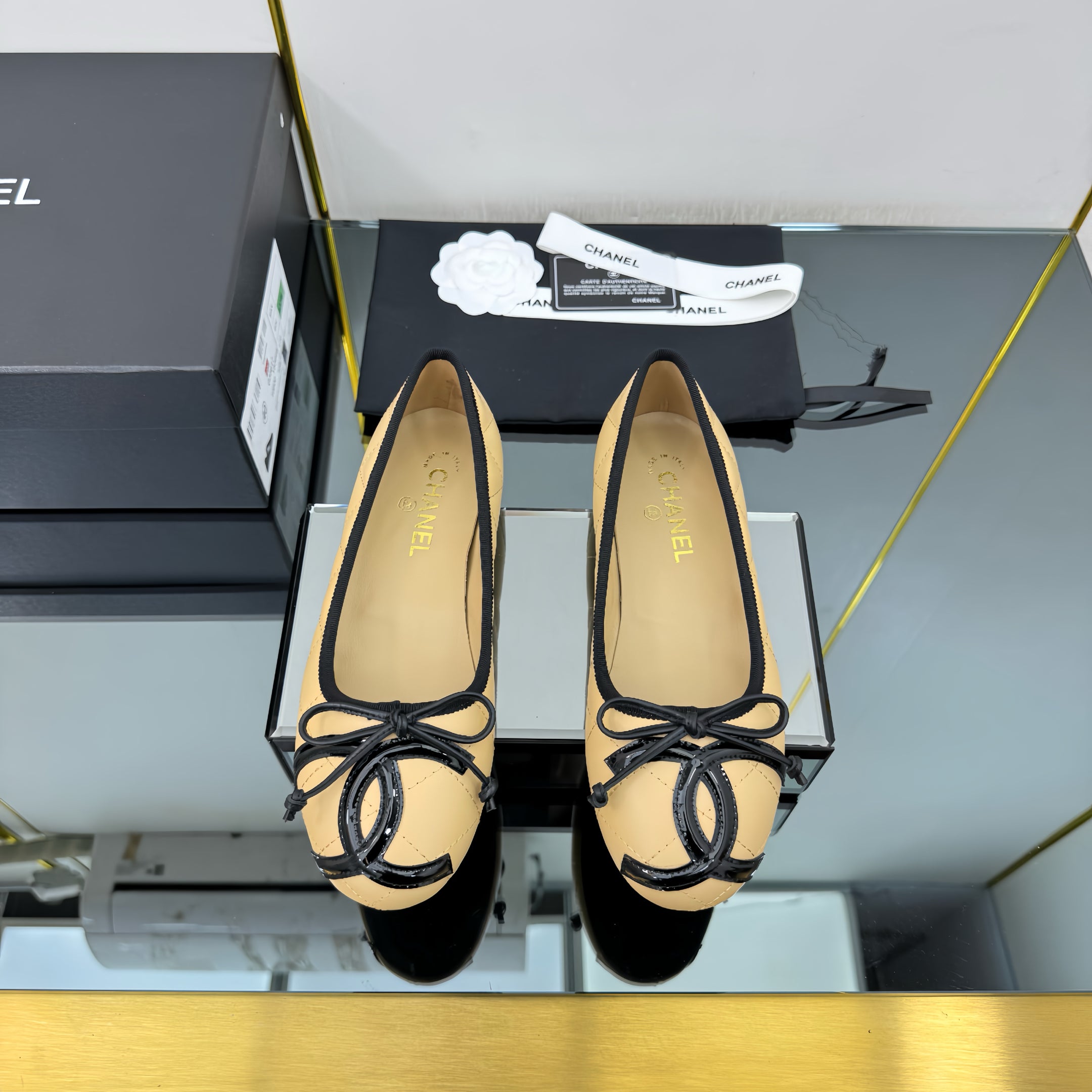 CC 25 Cambon Ballet Flat Beige Black Quilted Calfskin