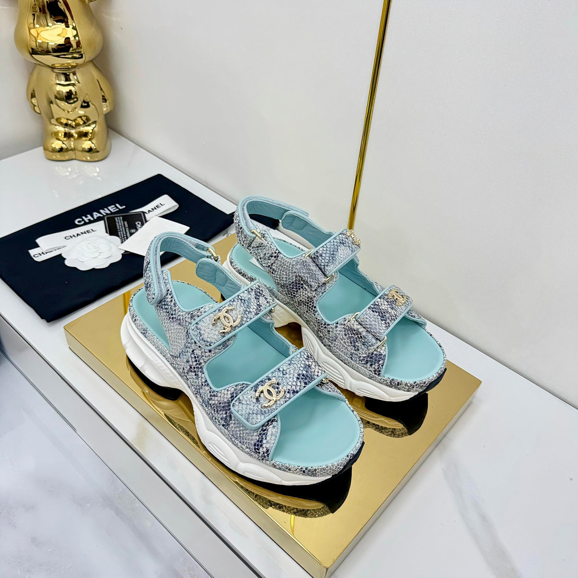 CC 25 Sandals Blue Pearlescent Sheepskin 312944